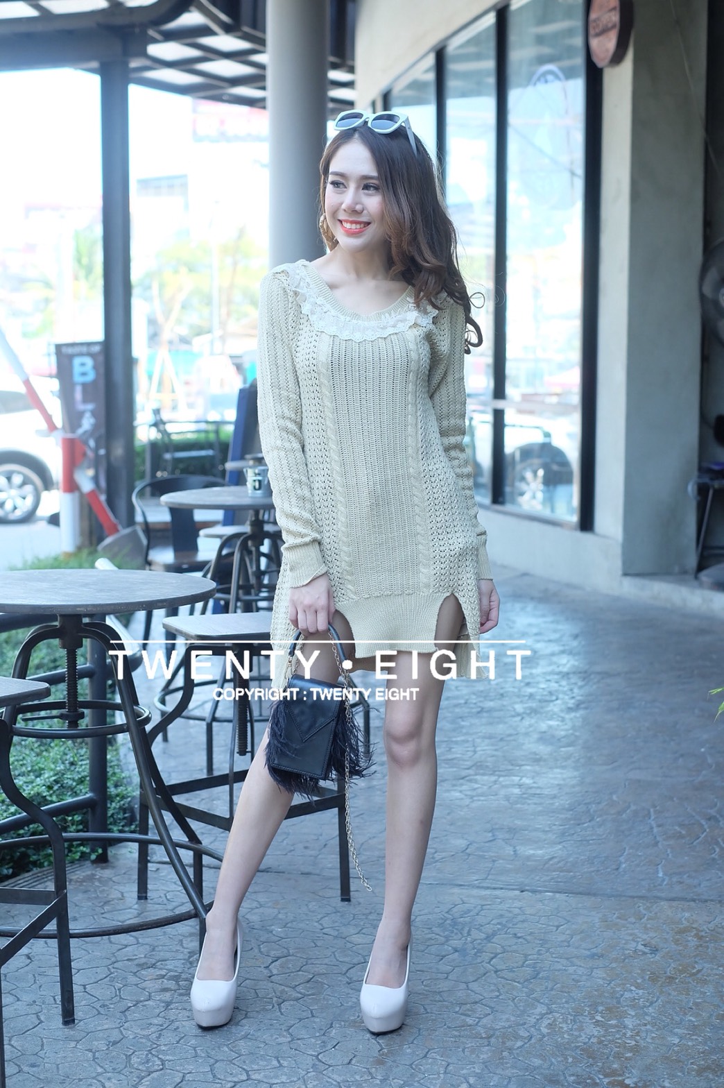 เสื้อโครเชต์แขนยาวแต่งลูกไม้