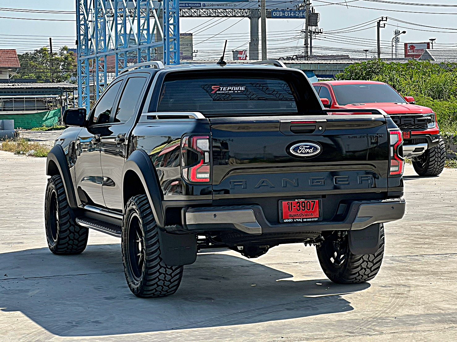 FORD RANGER NEXTGEN เน้นสเป็ค ล้อไม่ยื่น ยางใหญ่