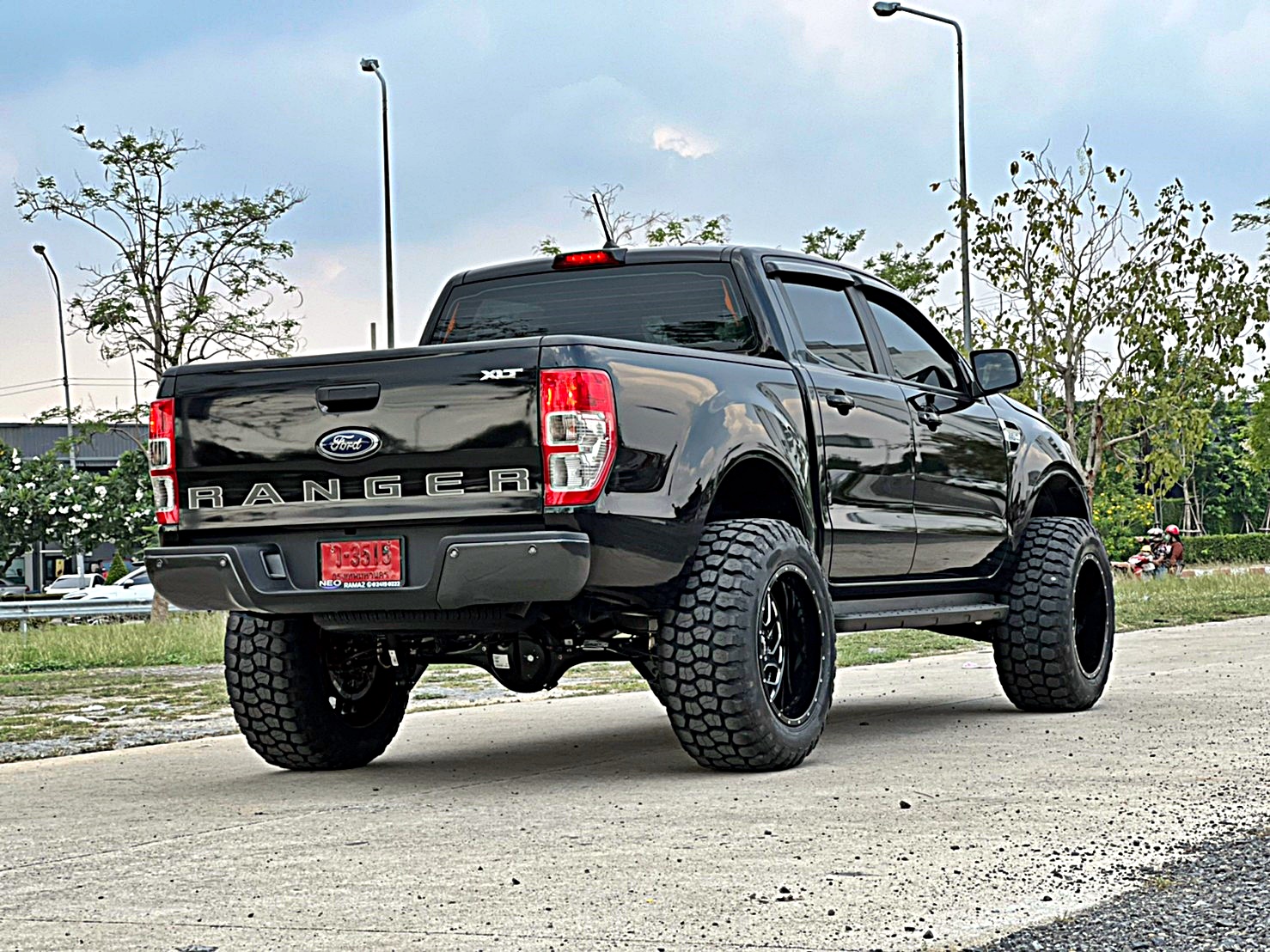 FORD ทรงเมกา ขอบ20 ลายใหม่ที่ STEP9