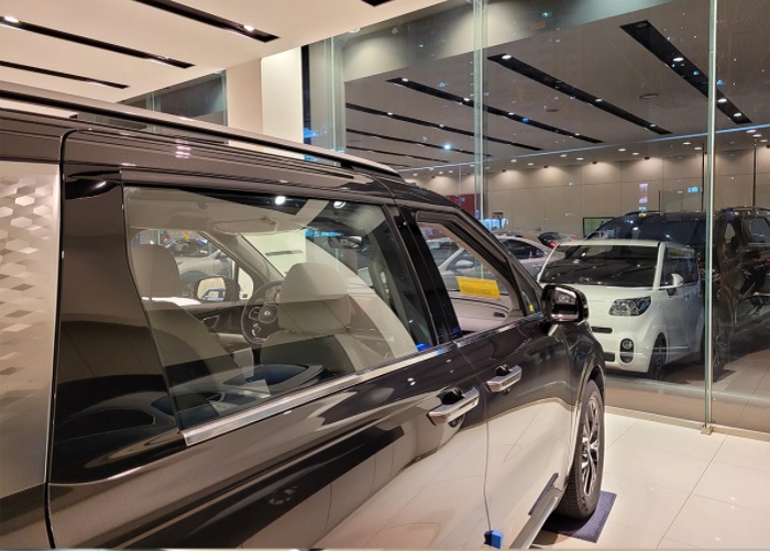 คิ้วขอบประตู โครเมี่ยม Carnival 20221