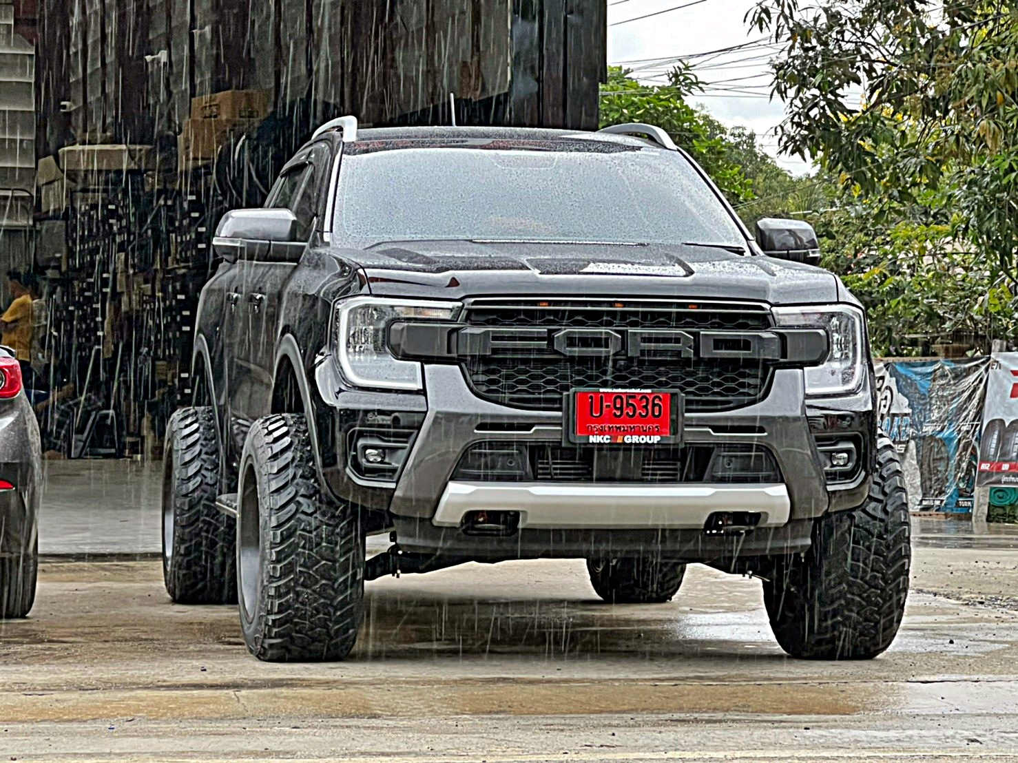 FORD_RANGER_NEXTGEN จัดล้อยาง ทรงเมกาที่ STEP9