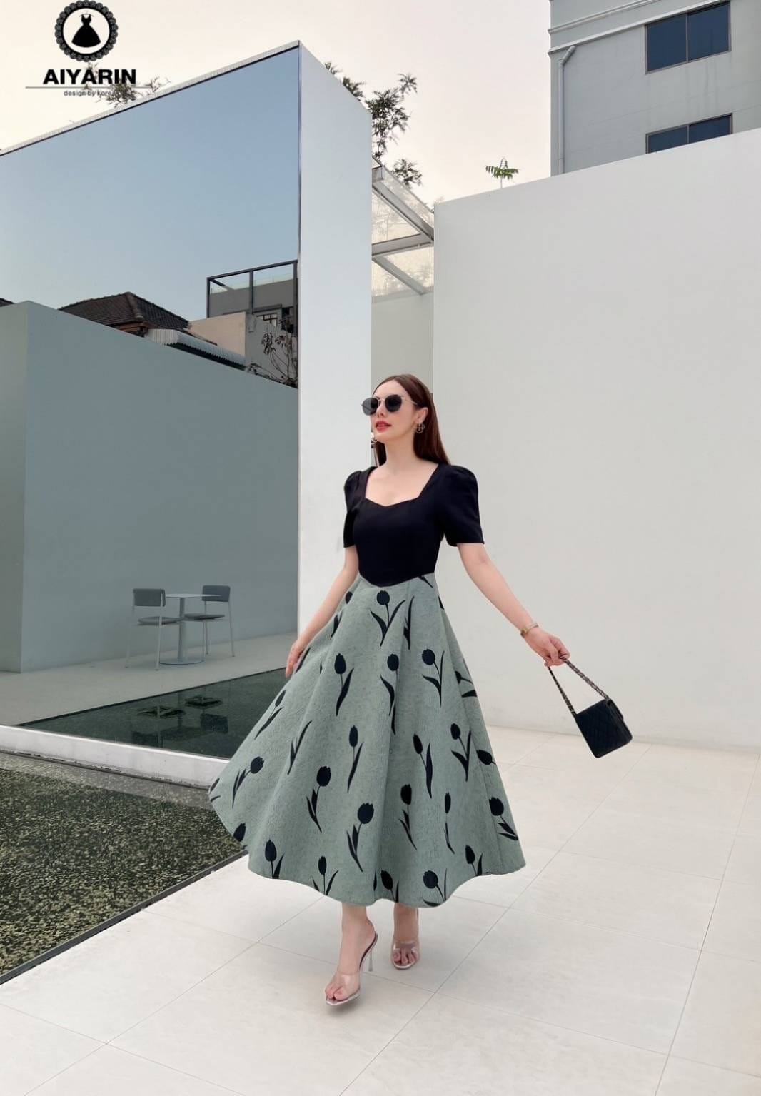 เดรสผ้าทอมีทรงสวยมั้กๆผ้าหนานิ่มไฮโซสวมใส่ง่ายเเต่งเเนวลูกคุณมั้กๆคะเดรสกระโปรงยาวดูไฮโซมั้กๆๆน่ารักมั้กๆได้ผ้าทอเนื้อดีมีนำ้หนักมากๆๆ สีตามชุดไฮโซมาากๆสวยเเนน่นอนคะๆ