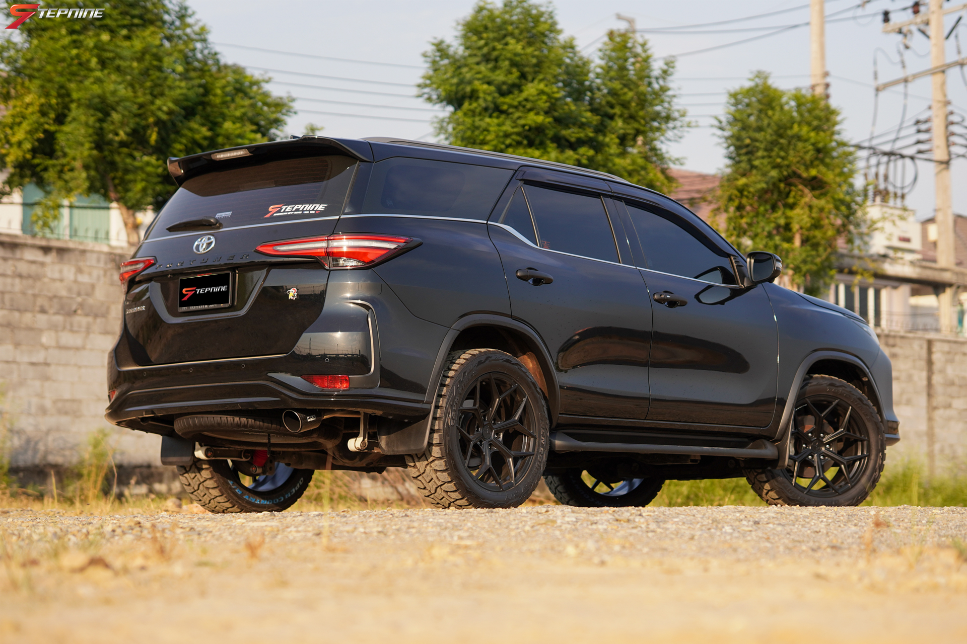 TOYOTA FORTUNER ทรงมาเฟียล้อแท้ ENZO FORGED