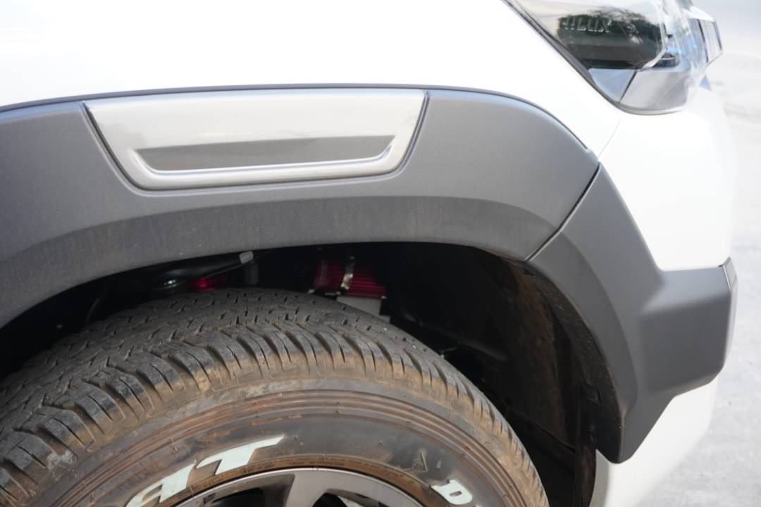 TOYOTA REVO ROCCO ช่วงล่างตัวTOP PROFENDER OEM2.5 หลัง BY PASS