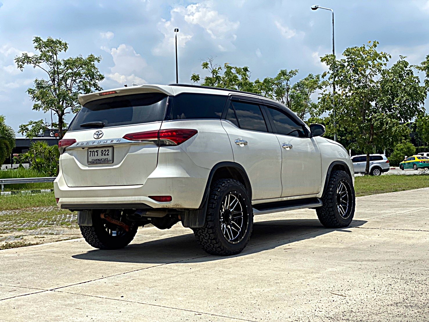 FORTUNER ล้อขอบ20 OFFROAD ที่ STEP9