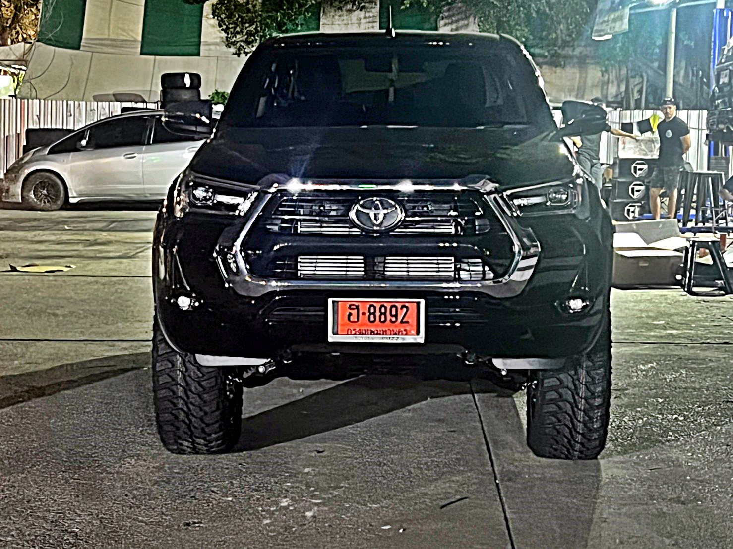 REVO_ทรงเมกา ยกแบบโช๊คเดิม