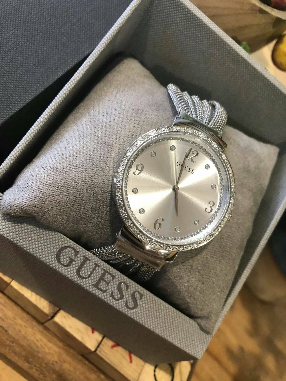 นาฬิกาผู้หญิง สายสแตนเลส