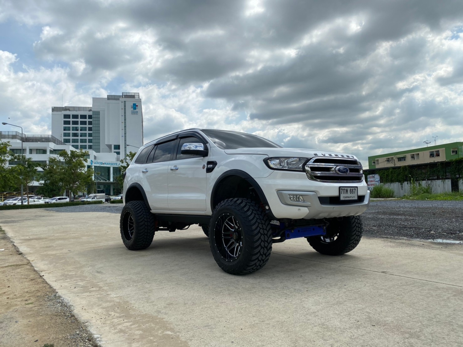 FORD EVEREST ยก6นิ้ว จัด FULLSET ที่ STEP9