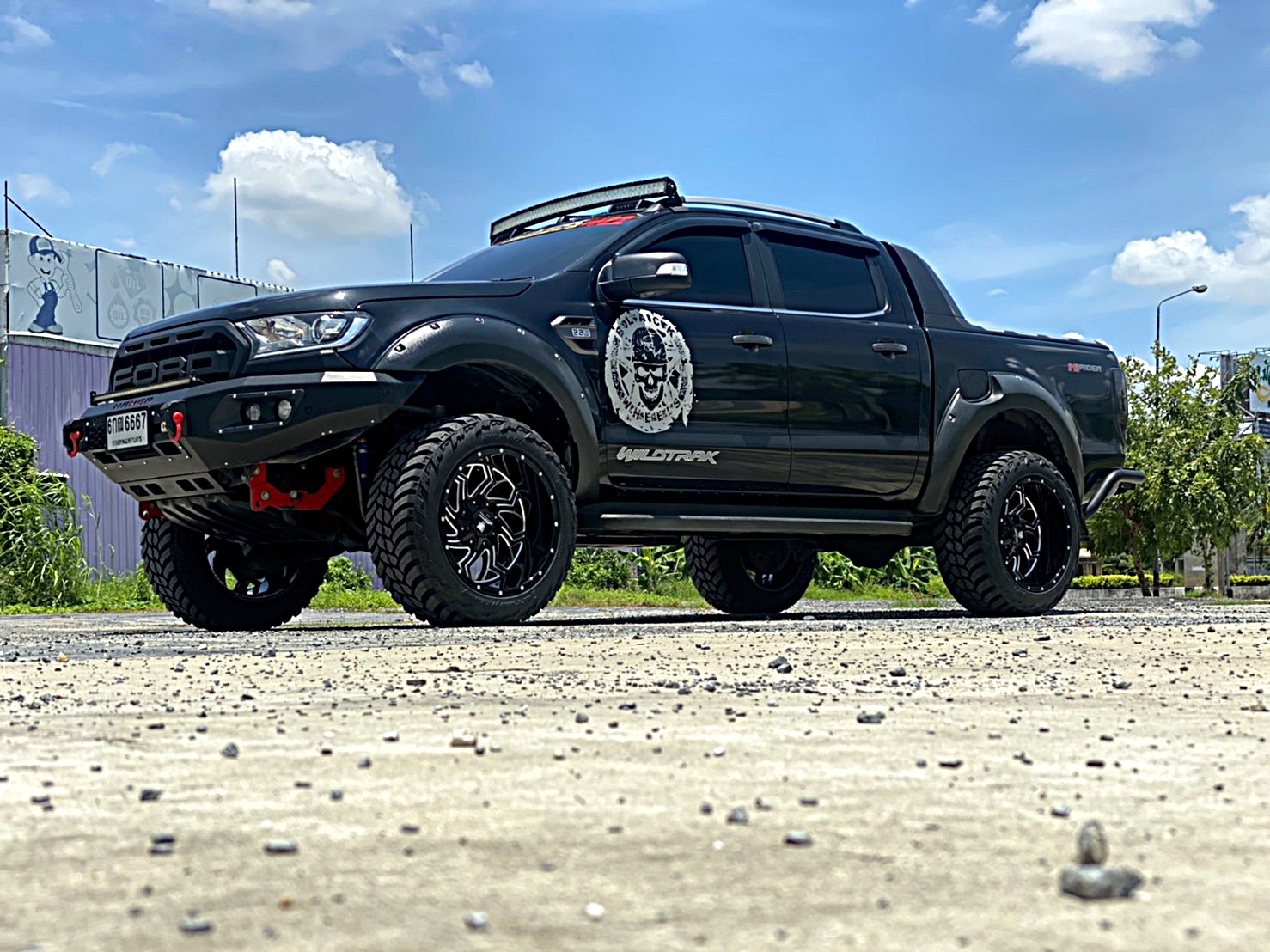 FORD WILDTRACK ทรงเมกา