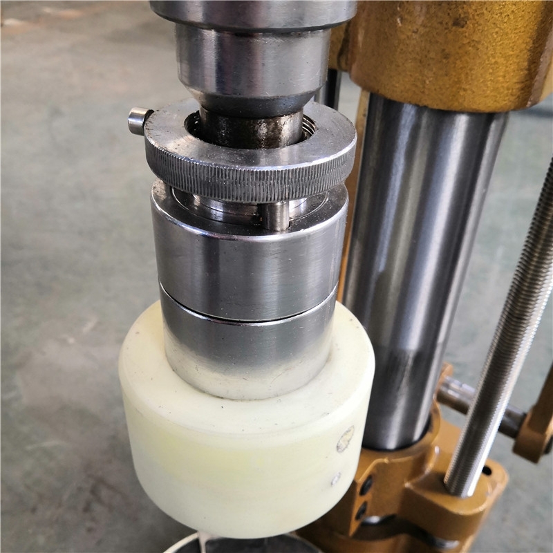 19155 เครื่องปิดผนึกฝารังนก ฝาซุปไก่ ฝาแยม ขวดแยม กึ่งอัตโนมัติ GFYT-1