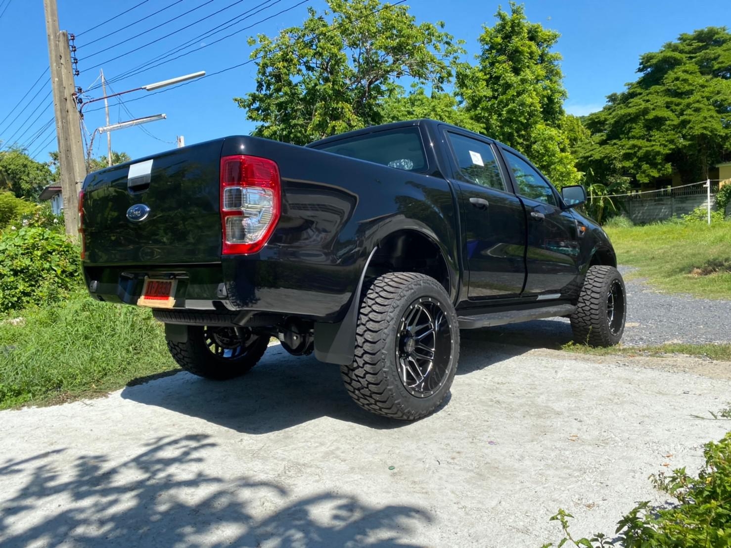 OFFROAD ขอบ20 ออฟ-44 กว้าง12 พร้อมยาง 285/55-20