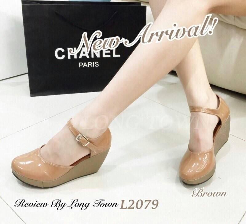 รองเท้าส้นเตารีด ปิดหัวมีสายรัดข้อเท้า