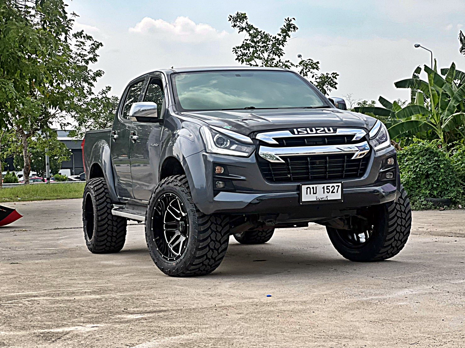 D_MAX_จองคิวมาจากจันทบุรี ทำทรงเมกาที่ STEP9