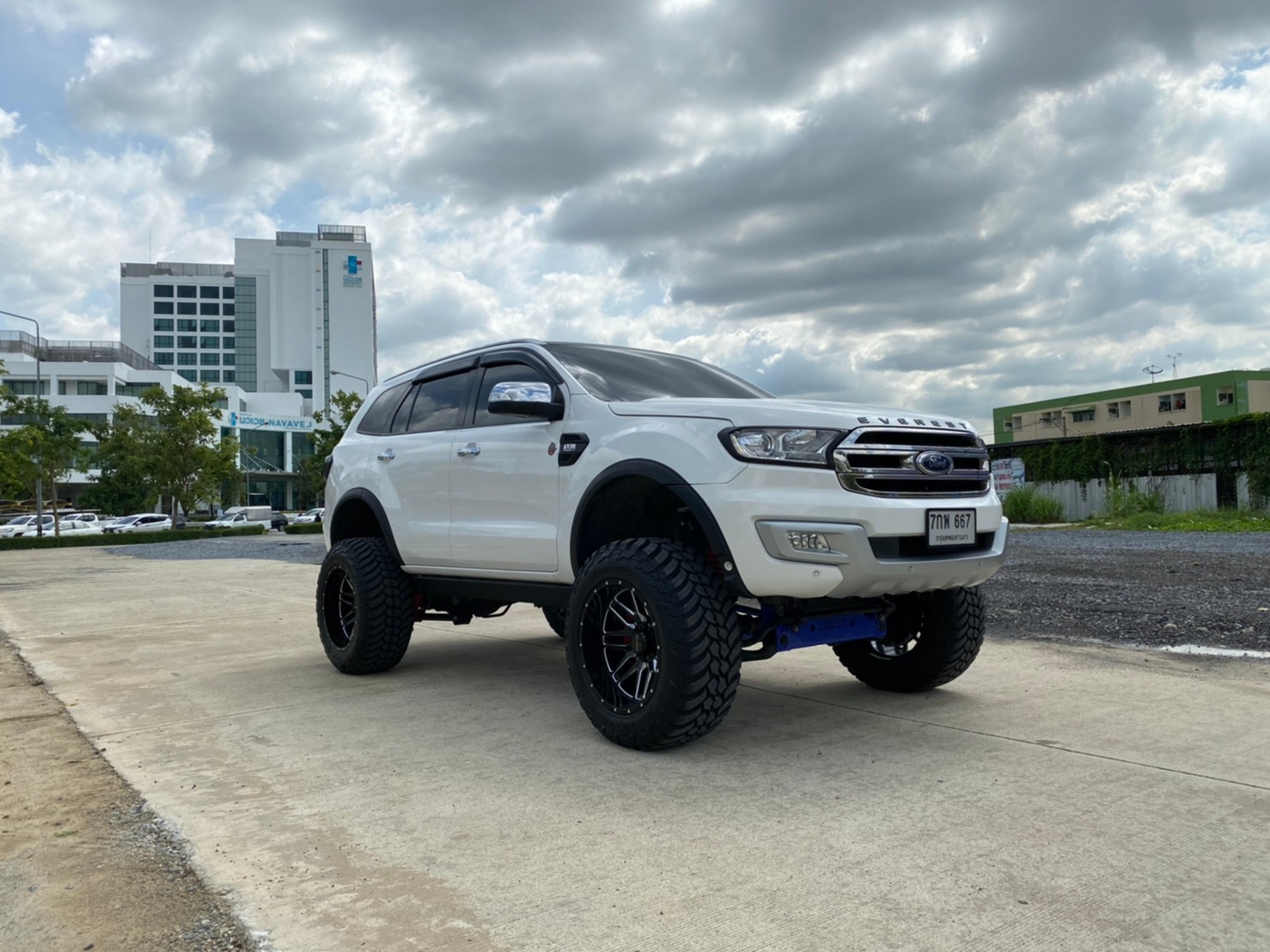 FORD EVEREST ยก6นิ้ว จัด FULLSET ที่ STEP9