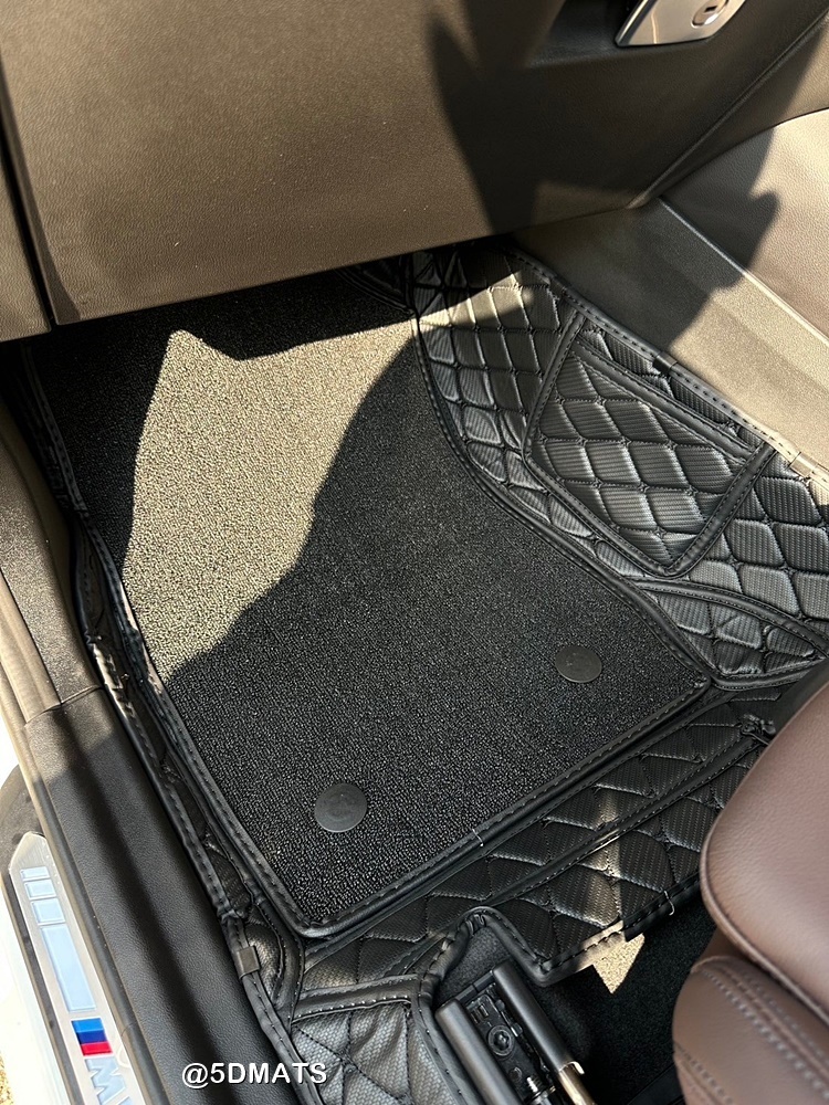 พรมปูพื้นรถยนต์ 7D BMW IX3 พรม7D บีเอ็มดับเบิ้ลยู เสริมใยดักฝุ่น สีเคฟล่าดำล้วน เต็มคัน (พร้อมส่ง)