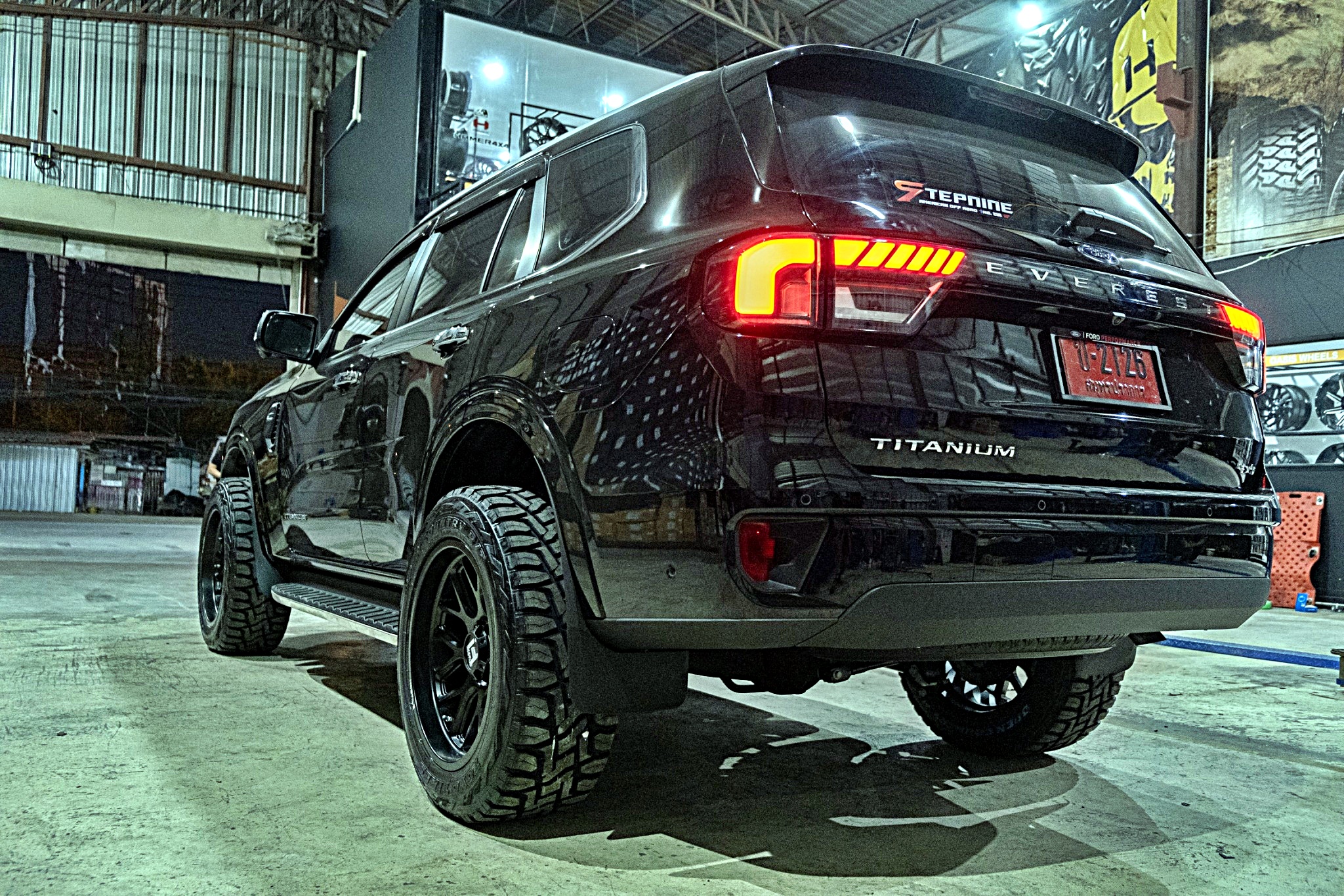 #FORD_EVEREST_NEXTGEN แบบไม่ยก ล้อแท้ HOSTILE H120
