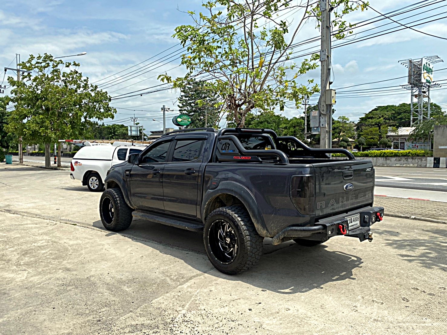 FORD จัดชุดใหม่ ทรงเมกาที่ STEP9