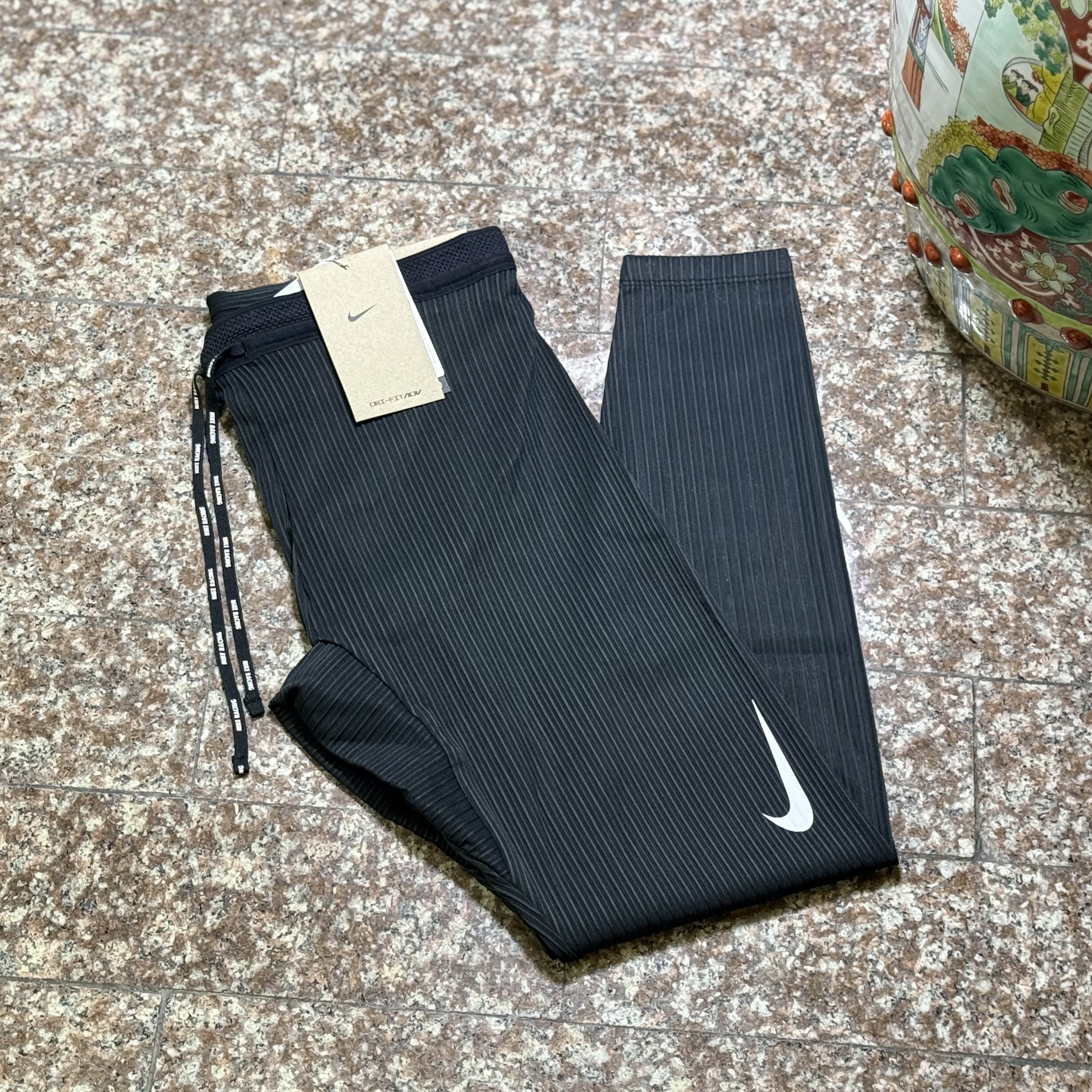 กางเกงวิ่ง Nike AeroSwift Long Tights Running Pants ‘BLACK’ (M)