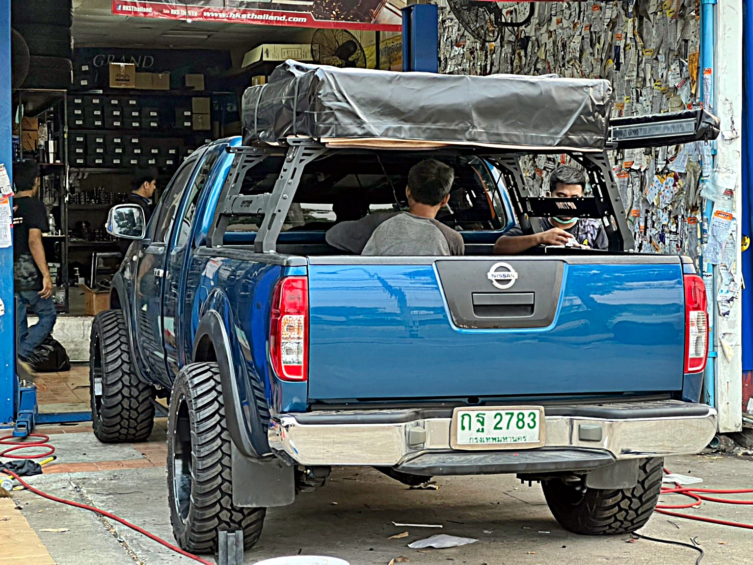 NISSAN_NAVARA_แปลงร่าง ทรงเมกา