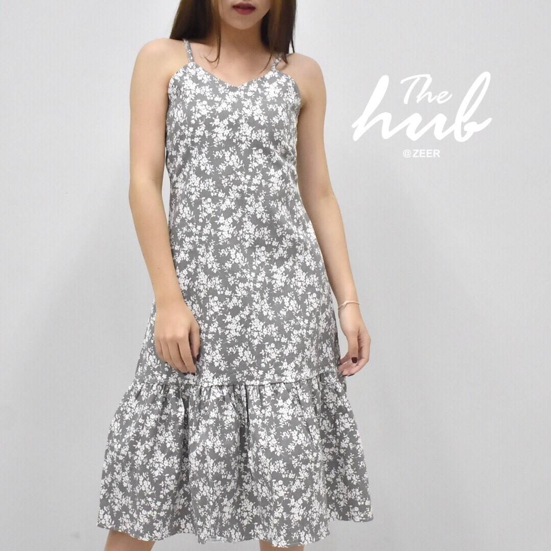 เดรสสายเดี่ยวโทนเทา ลายดอกไม้