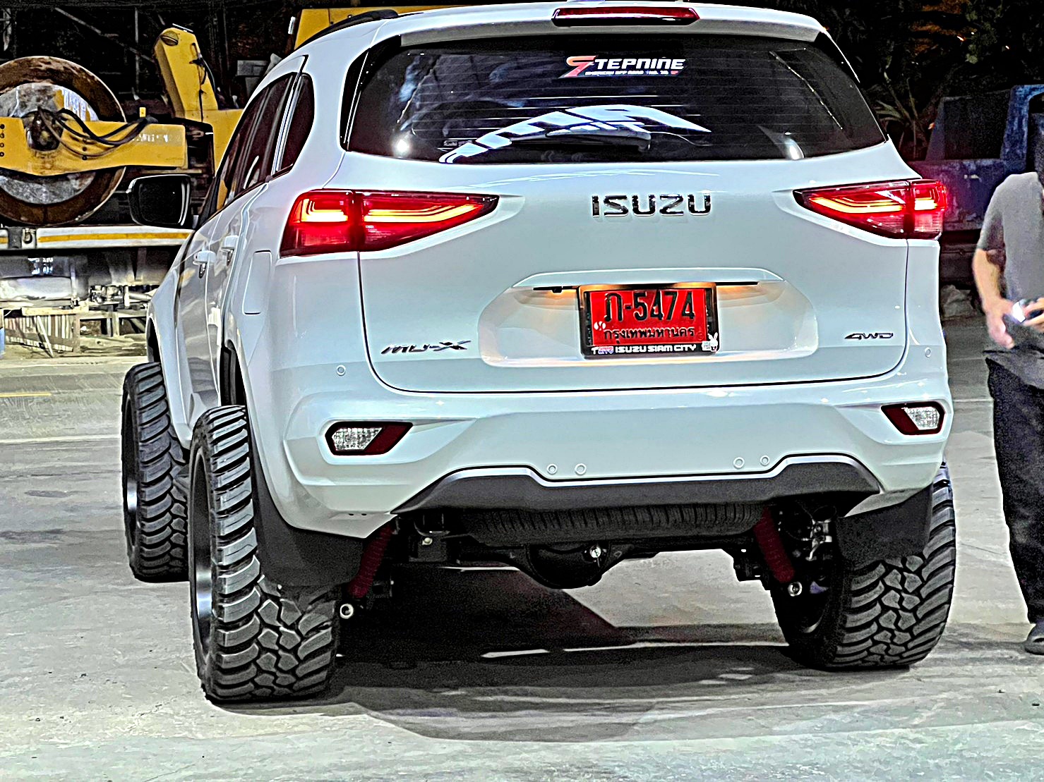 ล้อแท้ HOSTILE H113 ขอบ22 ใส่ MU-X แต่งเมกา