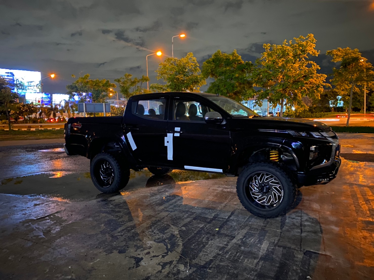 TRITON 4X4 จัดทรงเมกา