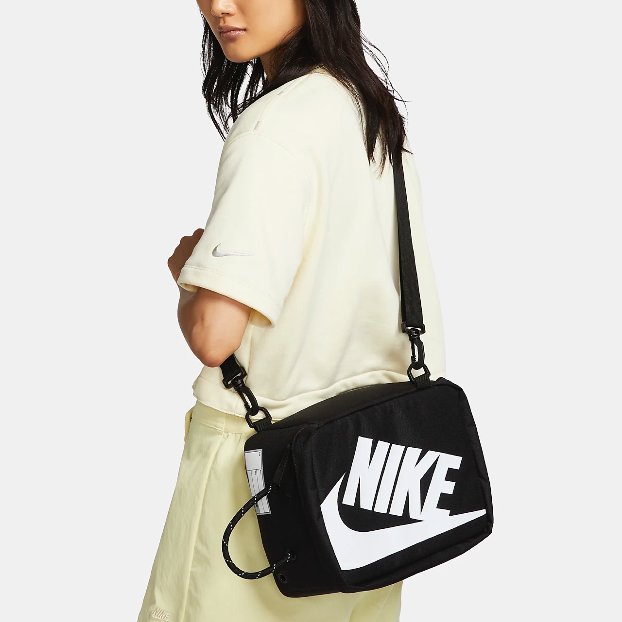 กระเป๋า Nike ShoeBox Bag 8L ‘BLACK’