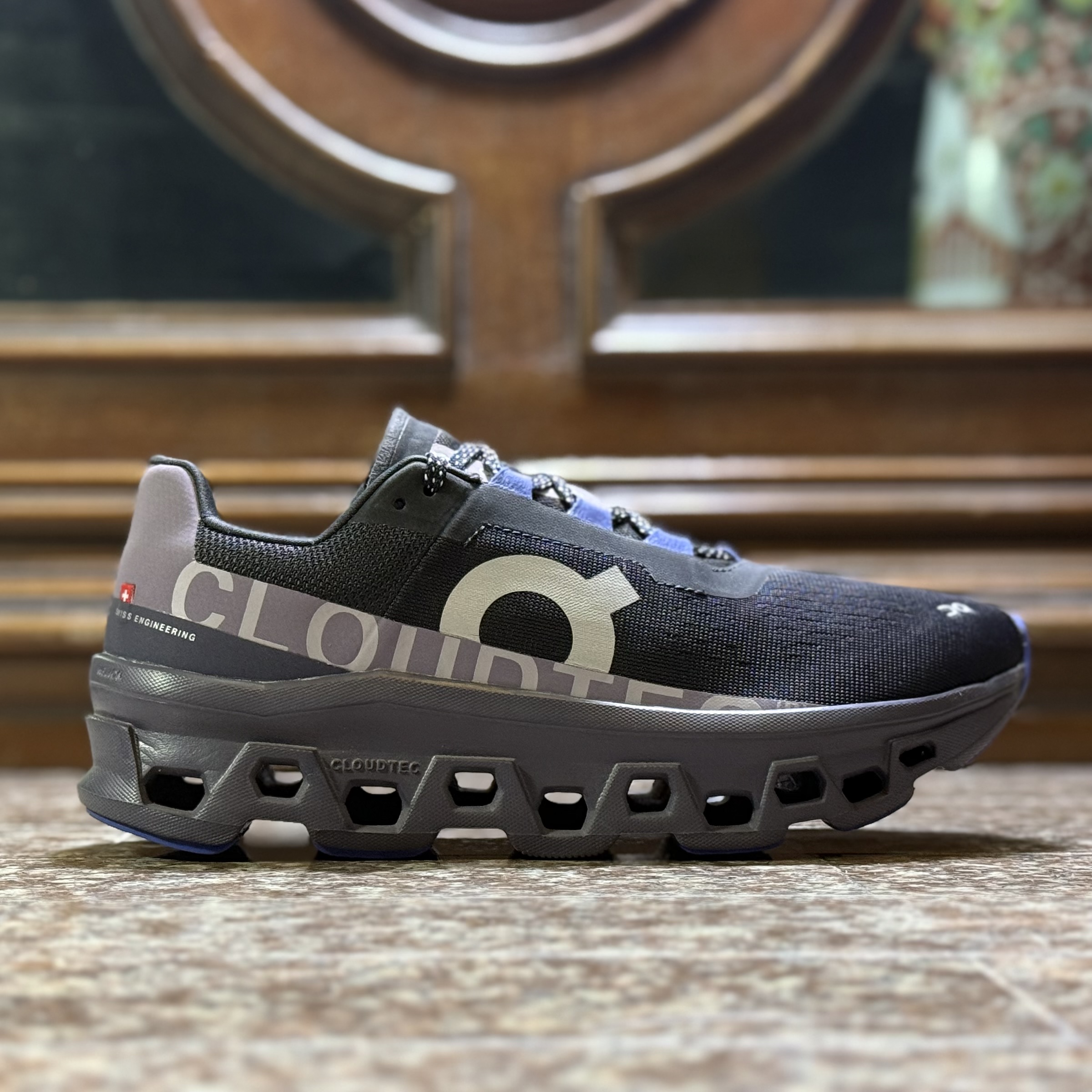 รองเท้าวิ่ง On CloudMonster ‘Magnet/Shark’ #มือ2 (W8.5US) Women