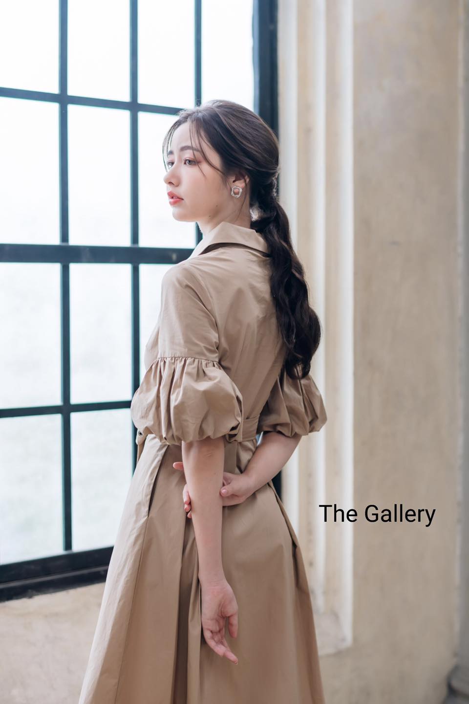 เดรสเชิ้ตสุดเก๋ ใส่ง่ายใส่สบาย จะใส่ทำงาน เดินเล่นช้อปปิ้ง หรือวันพักผ่อนได้หมด ถ้าใครอยากได้ลุคสุดชิลล์แต่ไม่ทิ้งลายสาวสายแฟ ขอบอกเลยชุดนี้ห้ามพลาด
