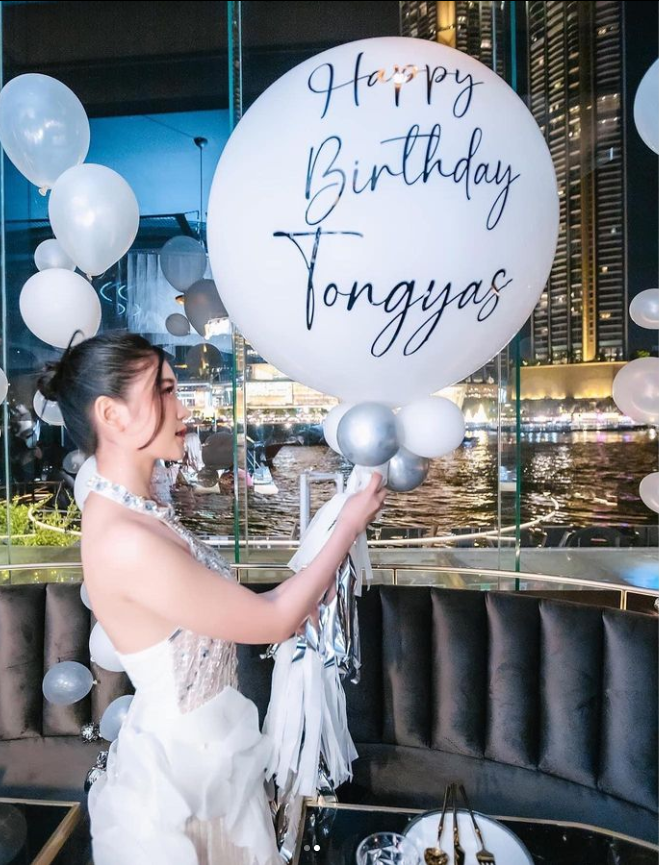 เซทลูกโป่งวันเกิด ขนาด36นิ้ว + ลูกโป่งเส้นฟองอากาศ 6เส้น