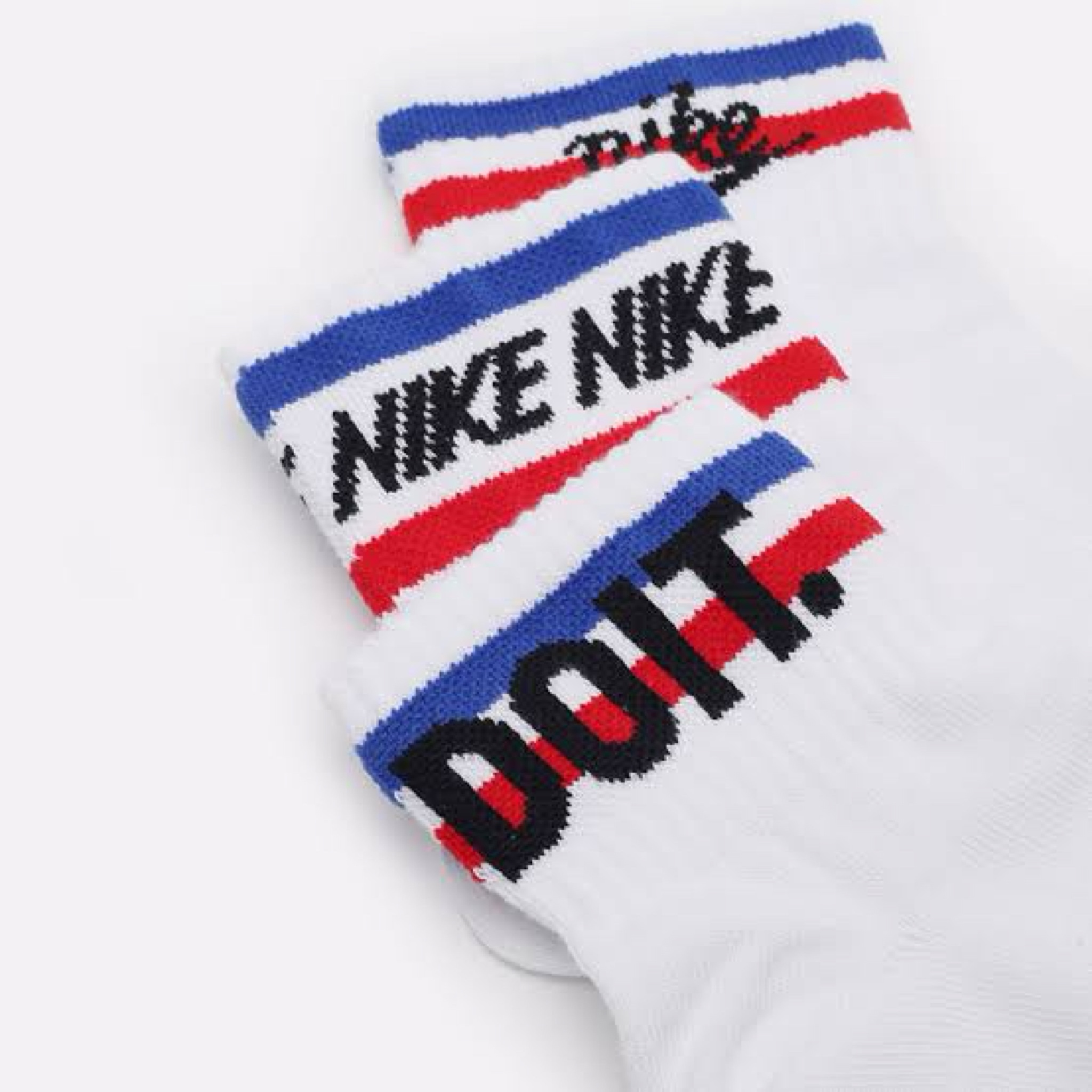ถุงเท้า Nike EveryDay Essential Graphic Socks #แพค3คู่ (L)