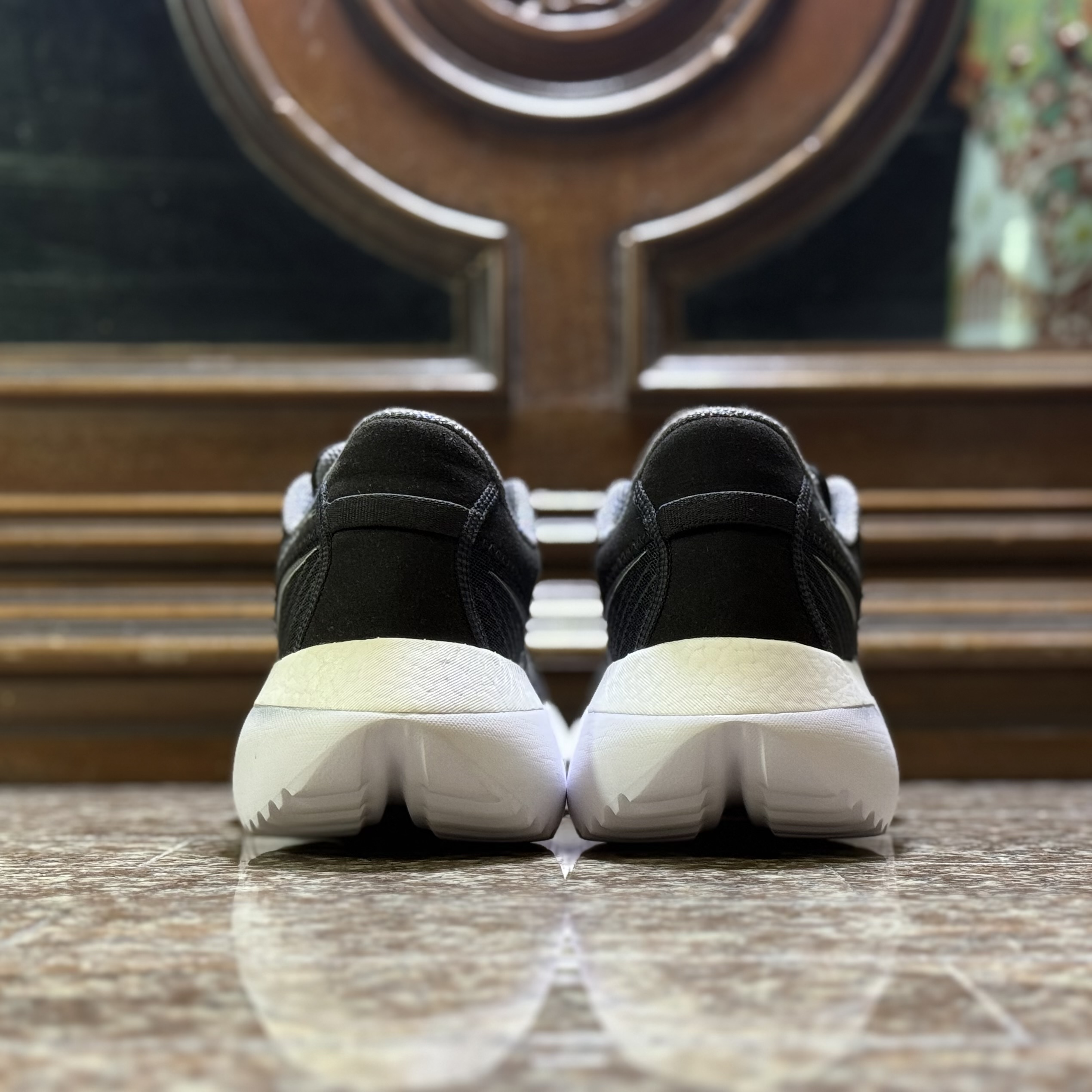 รองเท้าวิ่ง Saucony Kinvara PRO ‘BLACK’ (M9.5/10.5/11US)