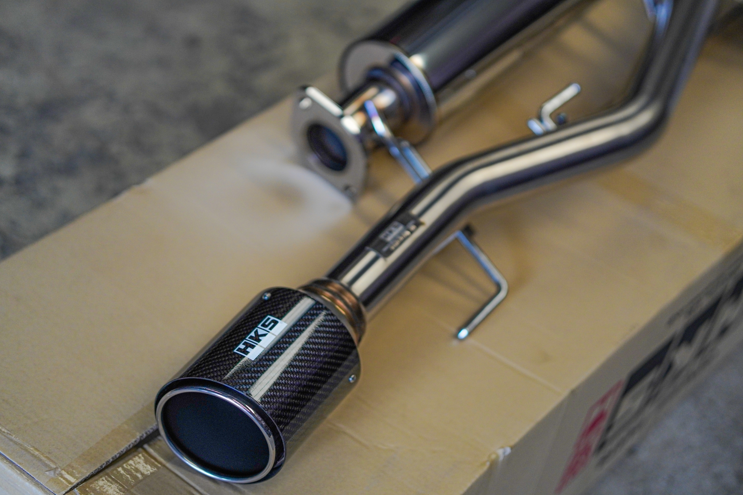 ท่อ HKS ใส่ D-MAX ของแท้ที่ STEP9 เท่านั้น