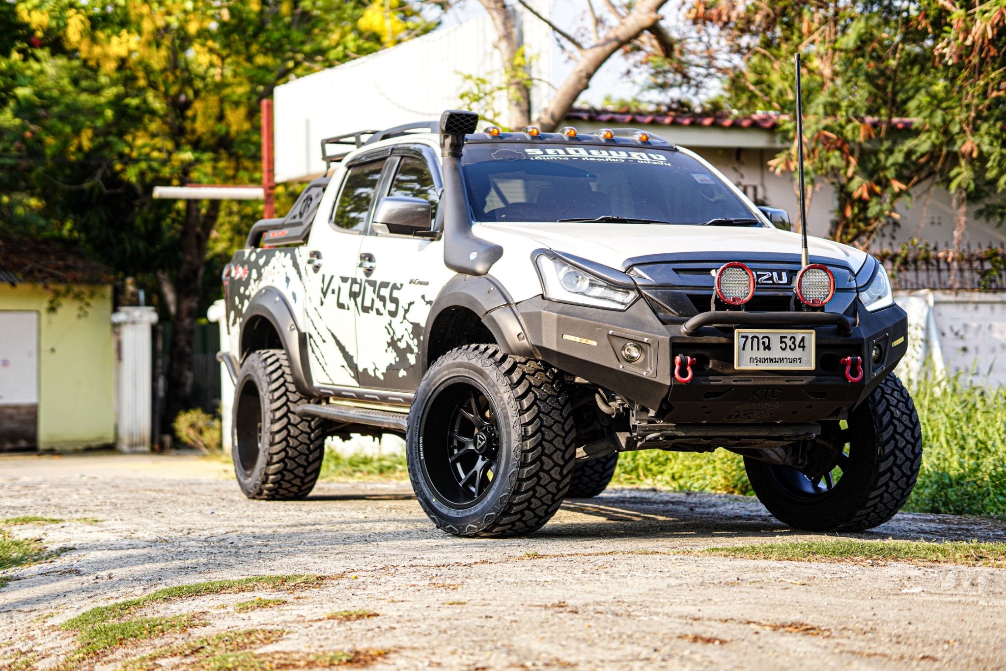 👍ISUZU V-CROSS 👍ชุดโปร ล้อ+ยาง จ่ายแค่ 45900 ปกติ 69000