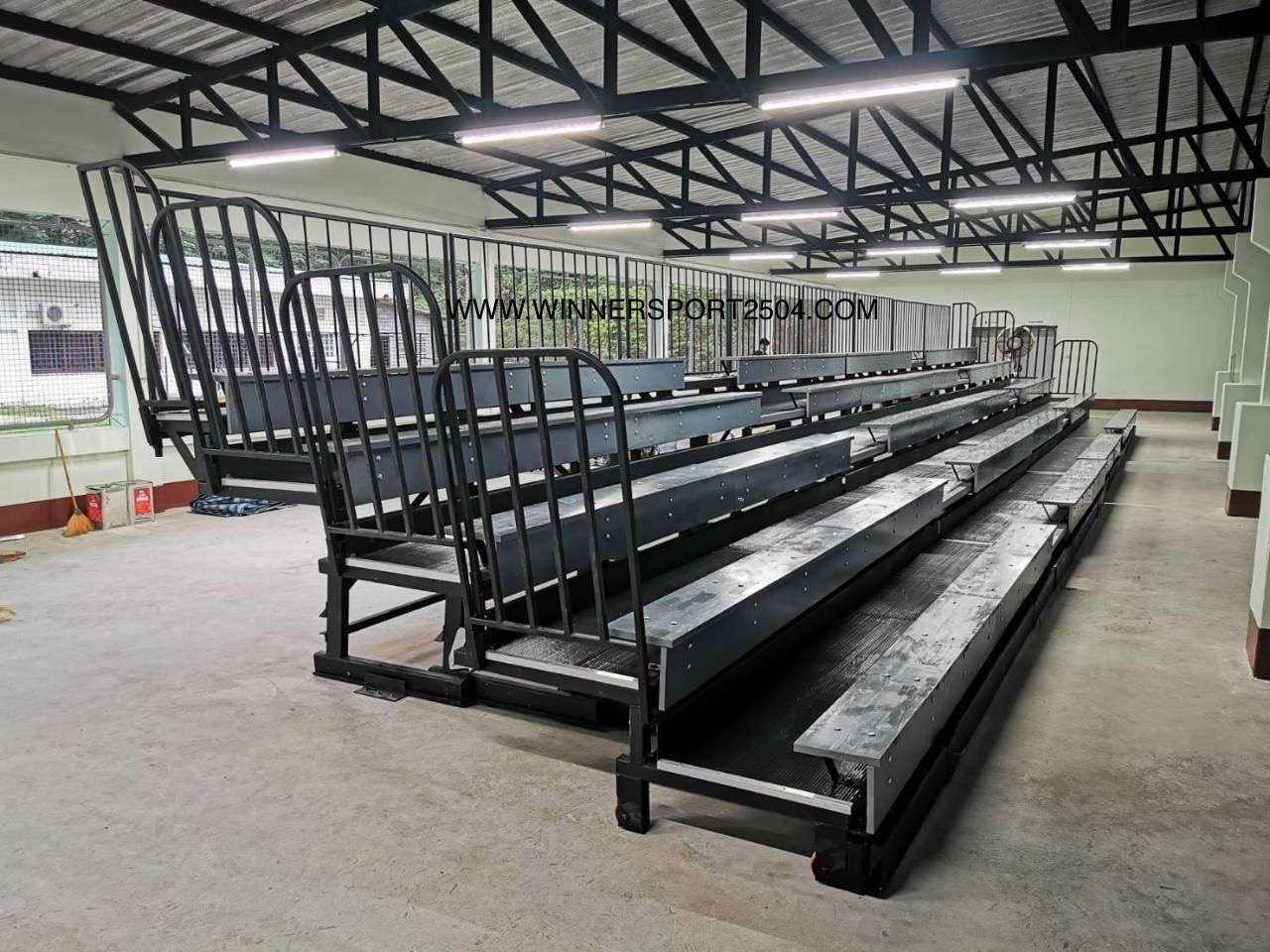 อัฒจันทร์สำเร็จรูป อัฒจันทร์เคลื่อนที่ อัฒจันทร์พับได้ อัฒจันทร์กลางแจ้ง