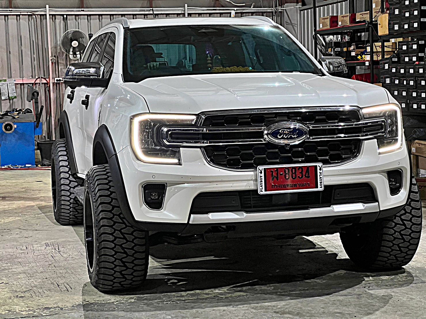 FORD EVEREST NEXTGEN ชุมพร แต่งทรงเมกาที่ STEP9