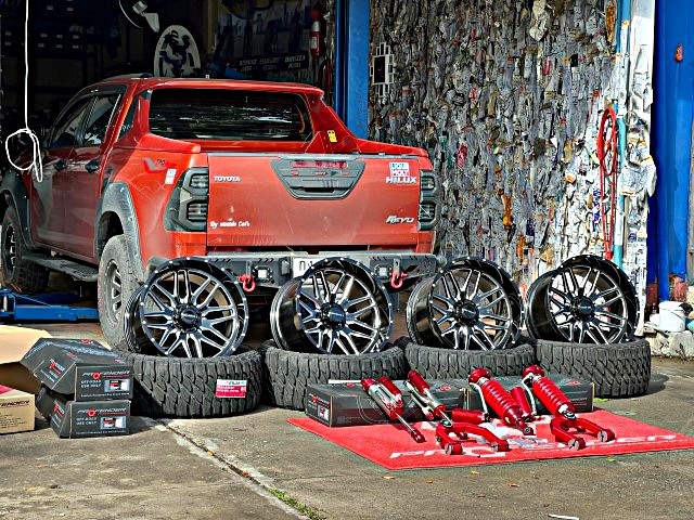 #TOYOTA_REVO จองคิวมาจากหนองบัวลำภู