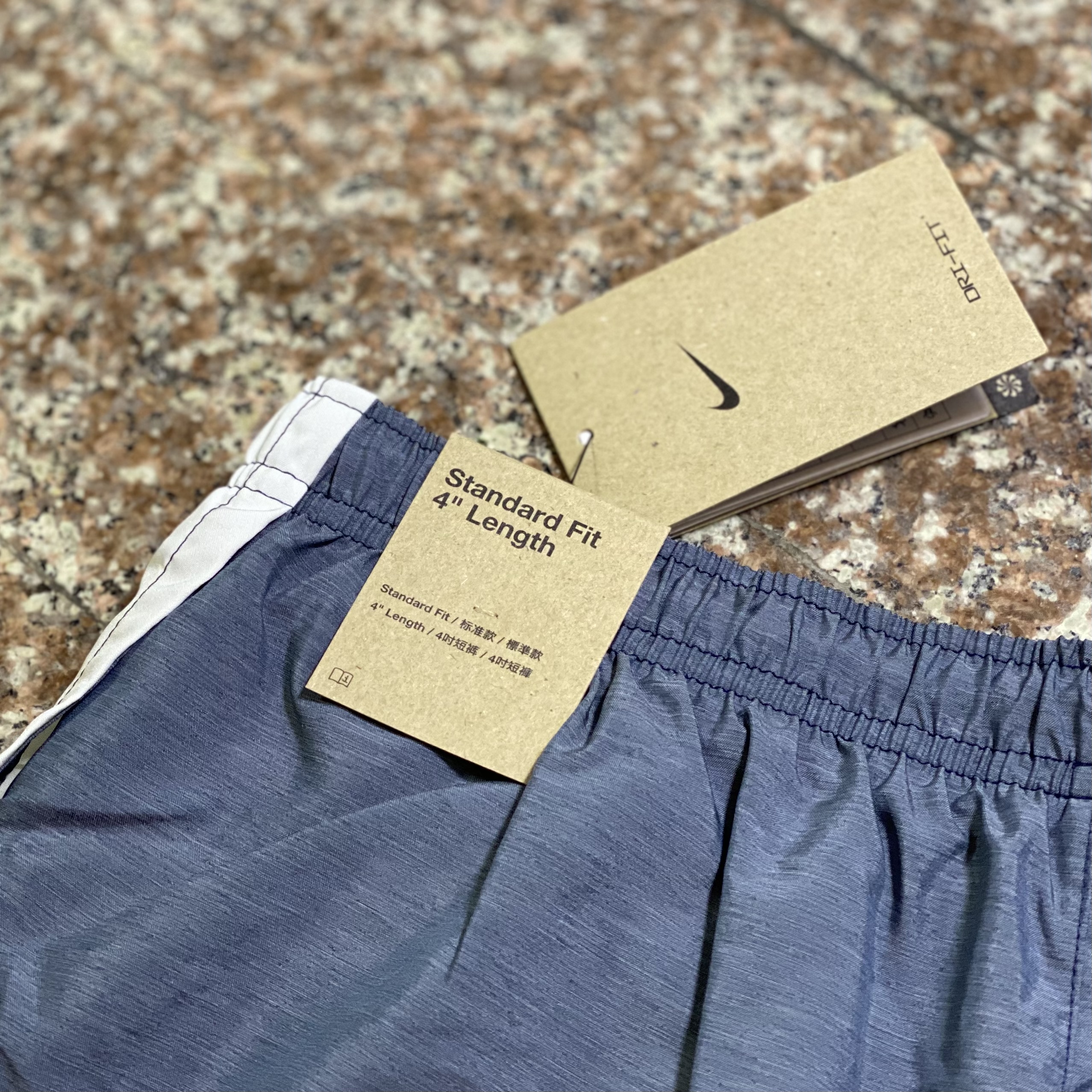 กางเกงวิ่ง Nike Dri-Fit Heritage 4” Running Shorts (M,L)