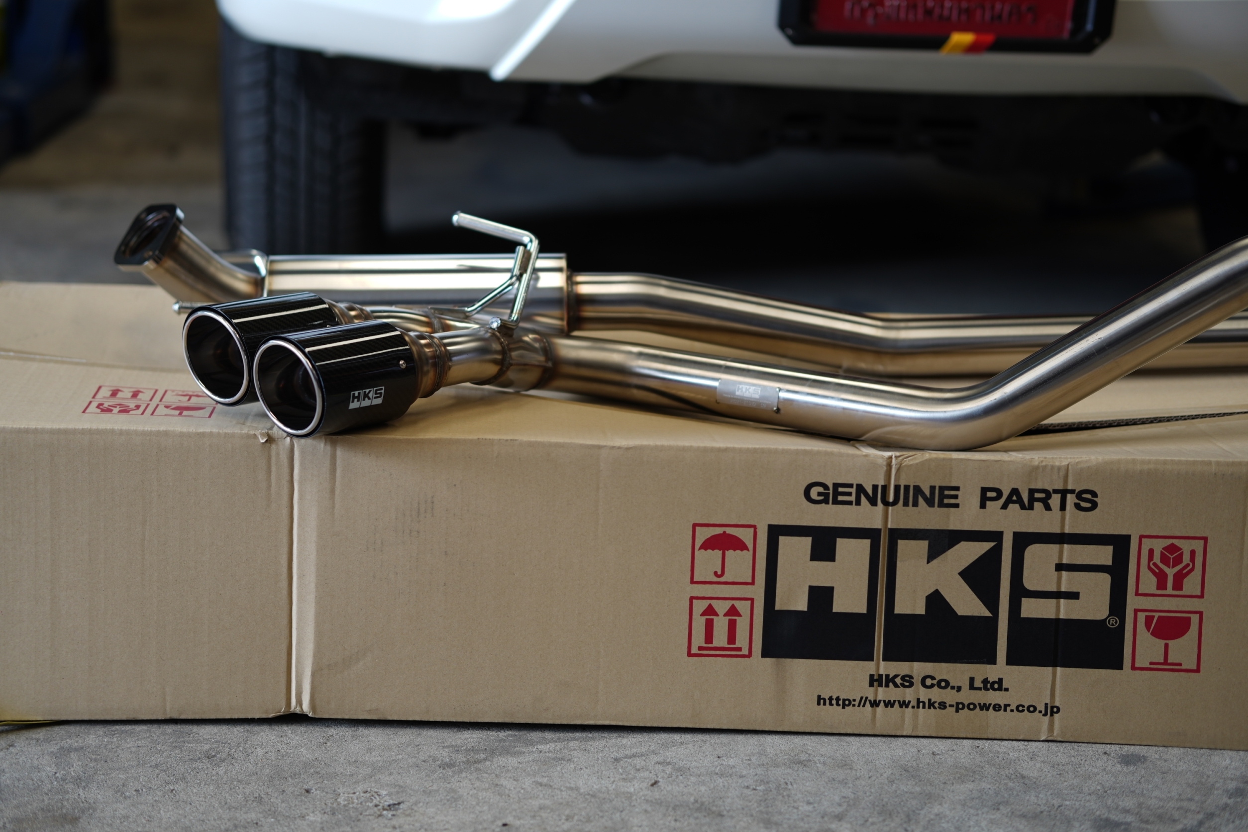 revo หัวเดียว ท่อคู่ HKS ZT010