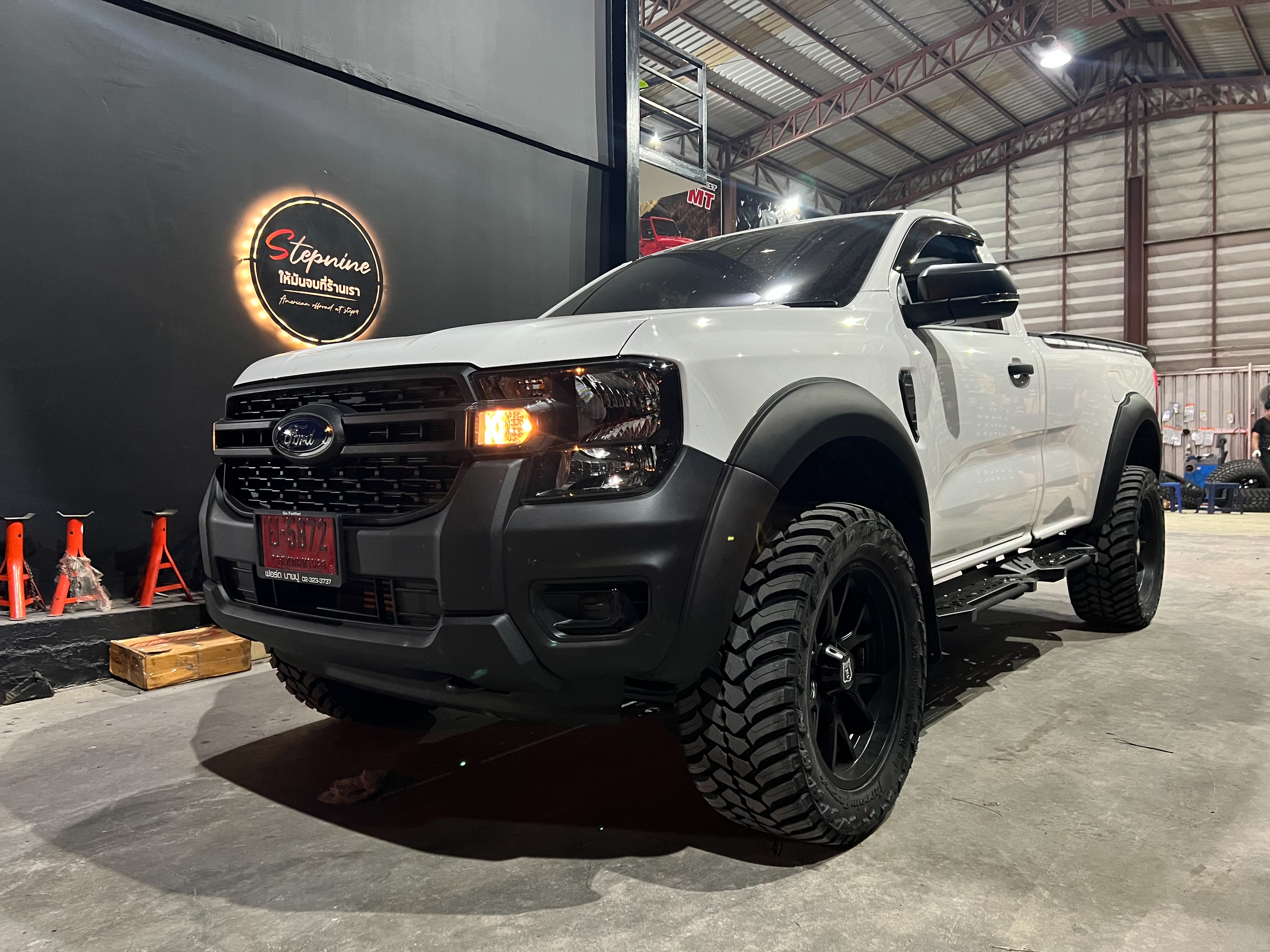 FORD NEXTGEN หัวเดียว จองคิวมาจาก ร้อยเอ็ด ทำทรงเมกา ที่ STEP9