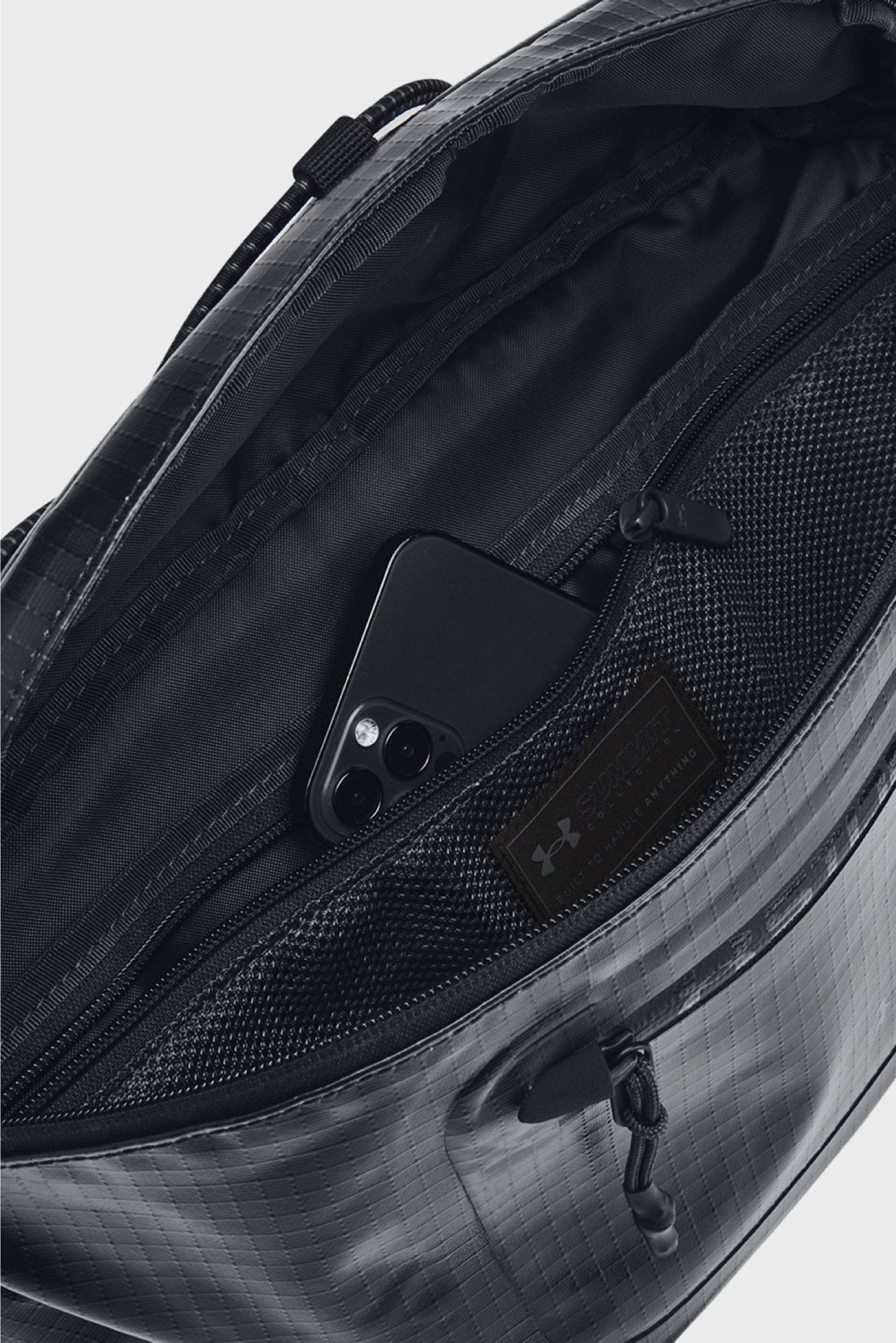 กระเป๋า Under Armour Summit Waist Bag ‘TripleBlack’
