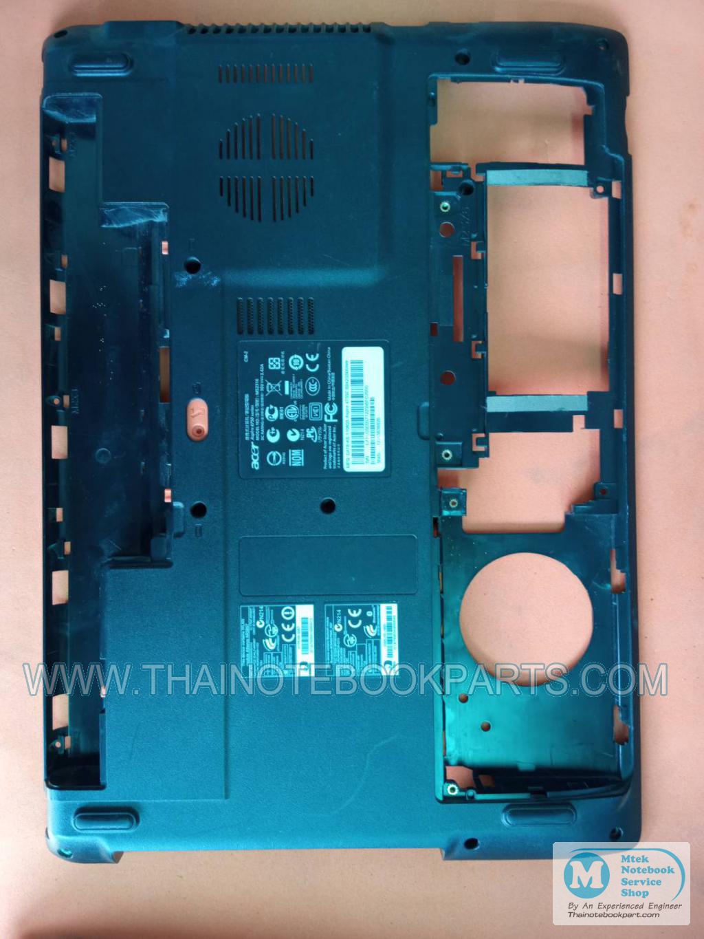 MT09472 บอดี้ล่างโน้ตบุ๊ค Acer Aspire 4750 4750G 4752 4752G (มีตำหนิมีรอยกาวตรงมุมเล็กน้อย , มือสอง) 2