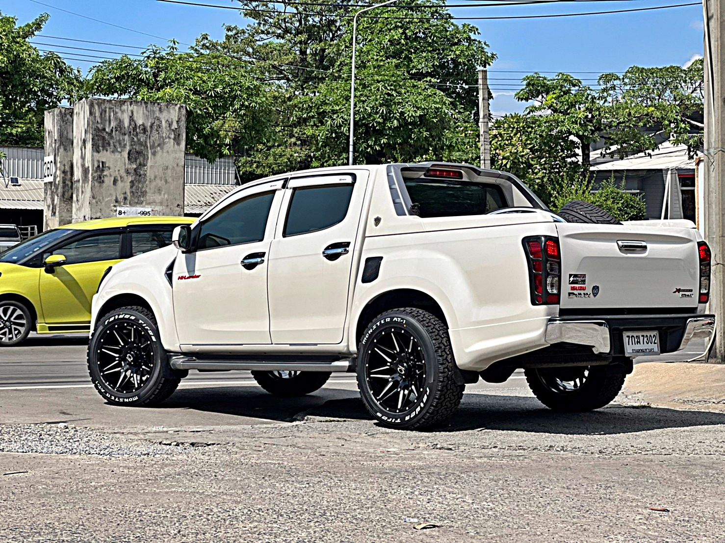 D-MAX แบบไม่ยก