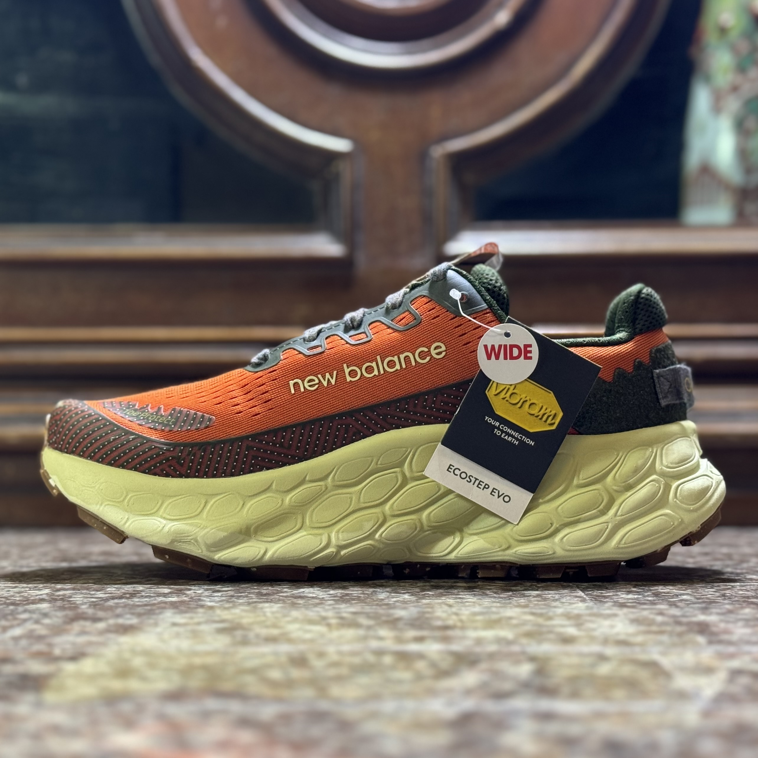 รองเท้าวิ่งเทรล New Balance Fresh Foam More Trail V3 2E (M9/9.5US)