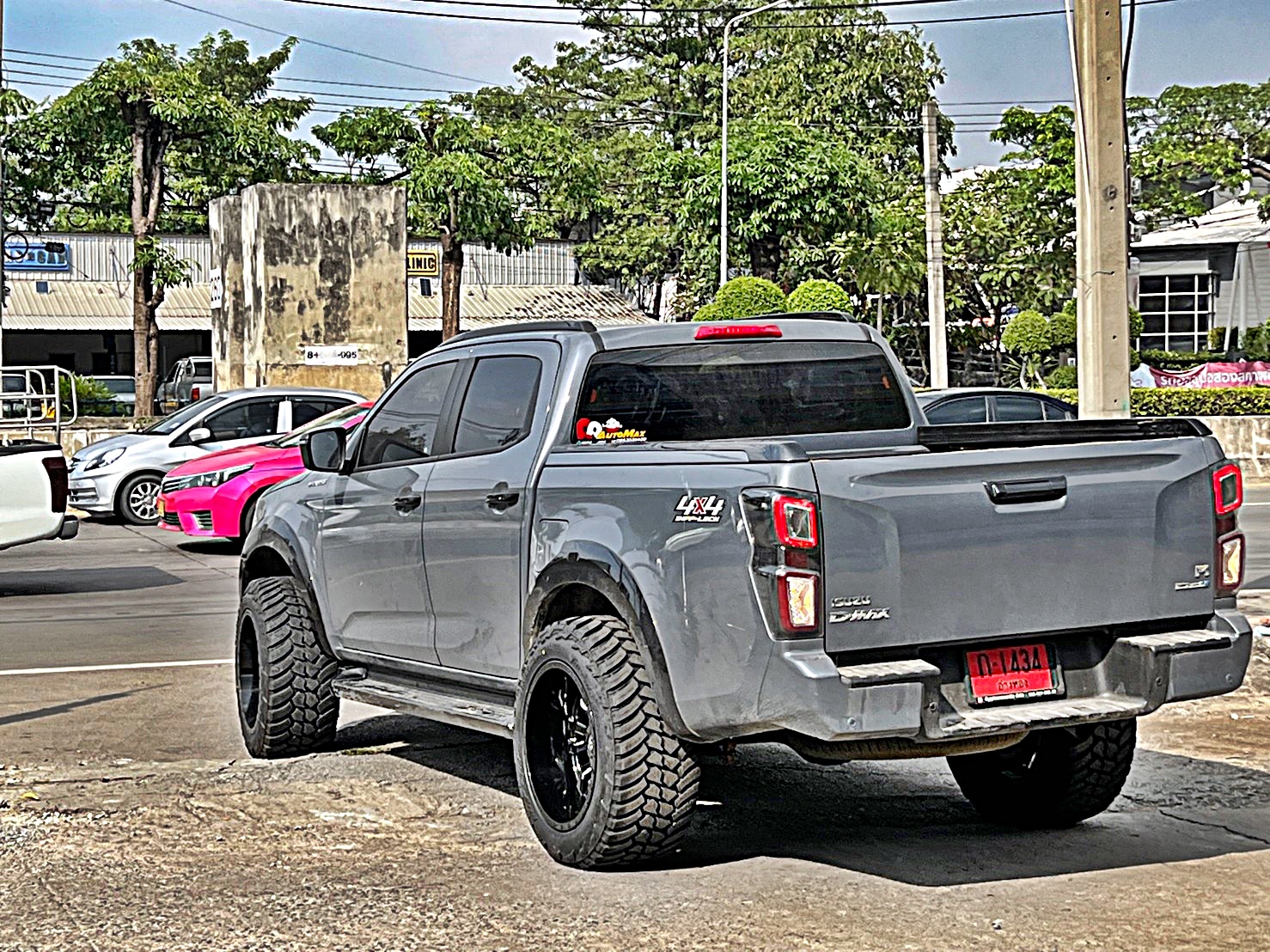 D-MAX ทรงเมกา จากอุธยา