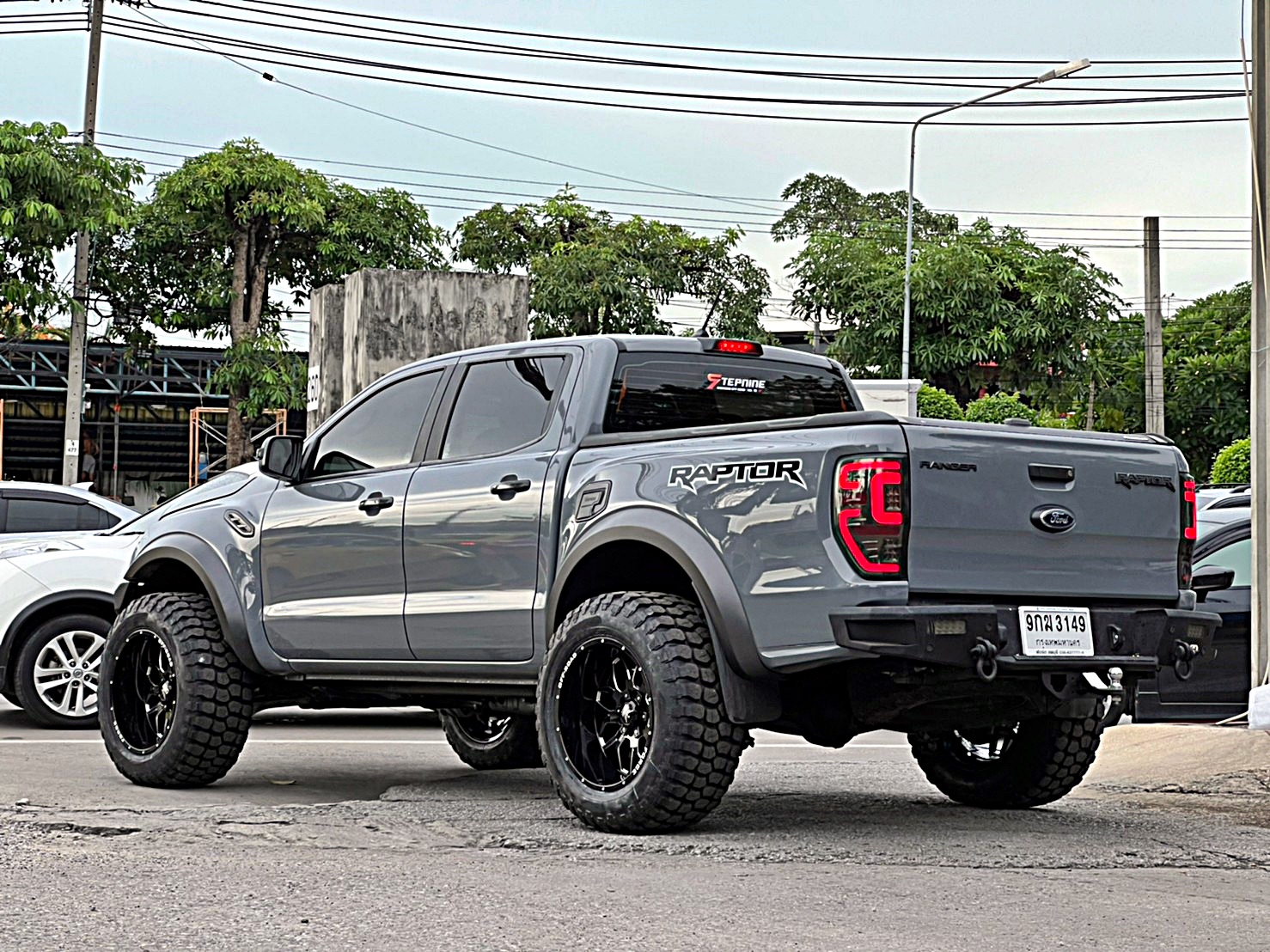 FORD_RAPTOR_ทรงเมกา ที่ STEP9