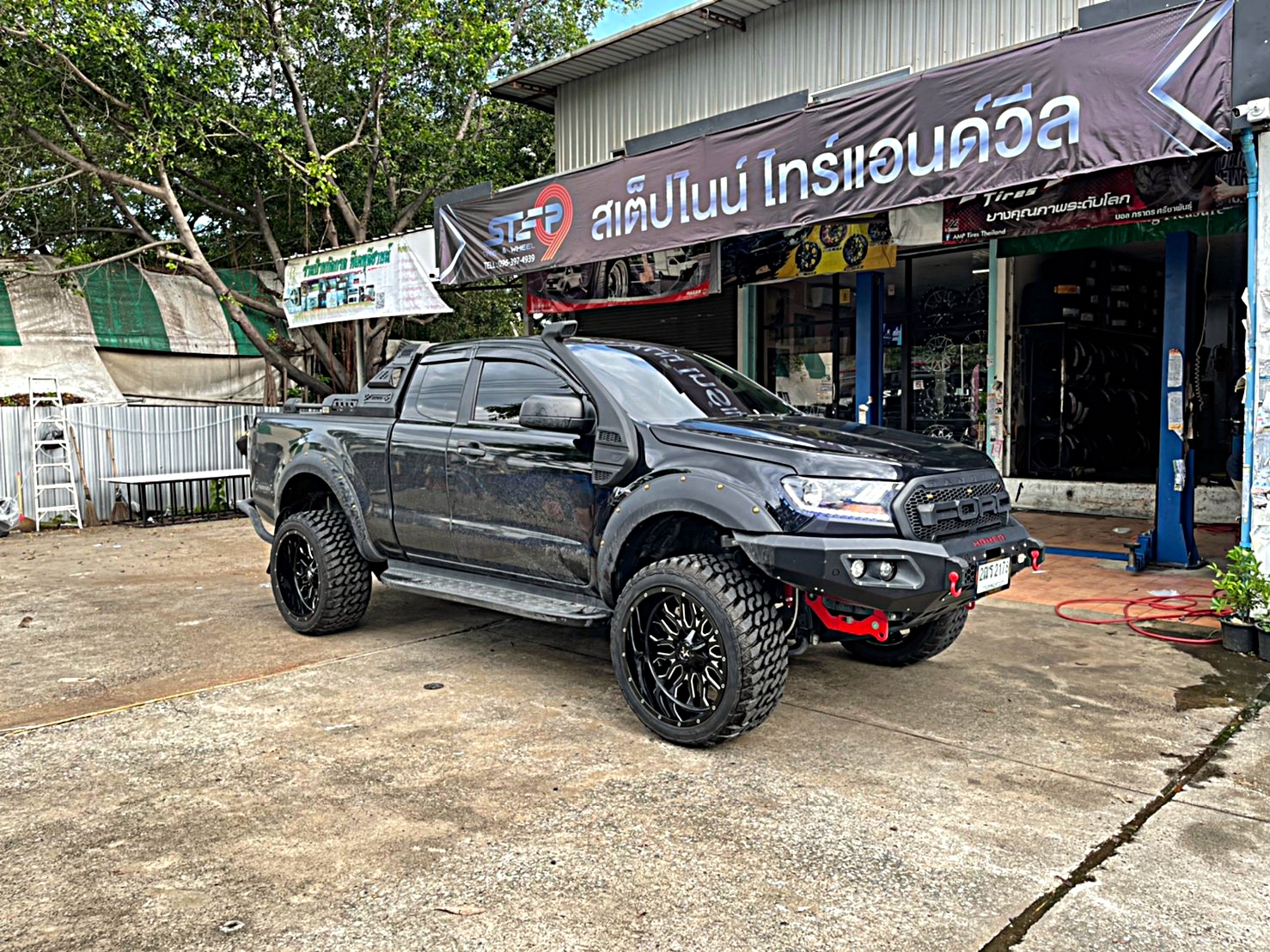 FORD RANGER จัดทรงเมกา ขอบ22 ที่ STEP9