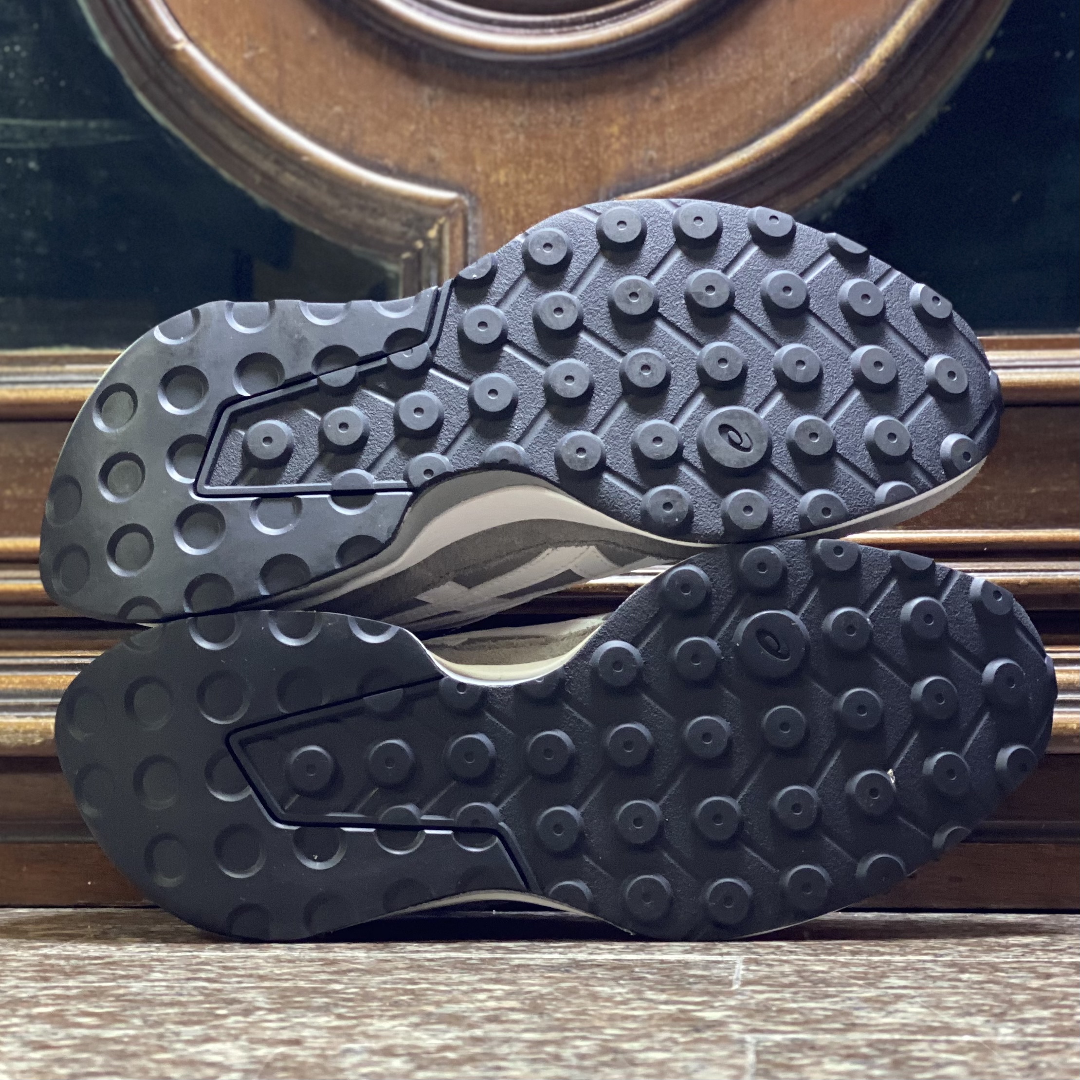 รองเท้า ASICS Jogger X81 ‘GREY’ (M10US)