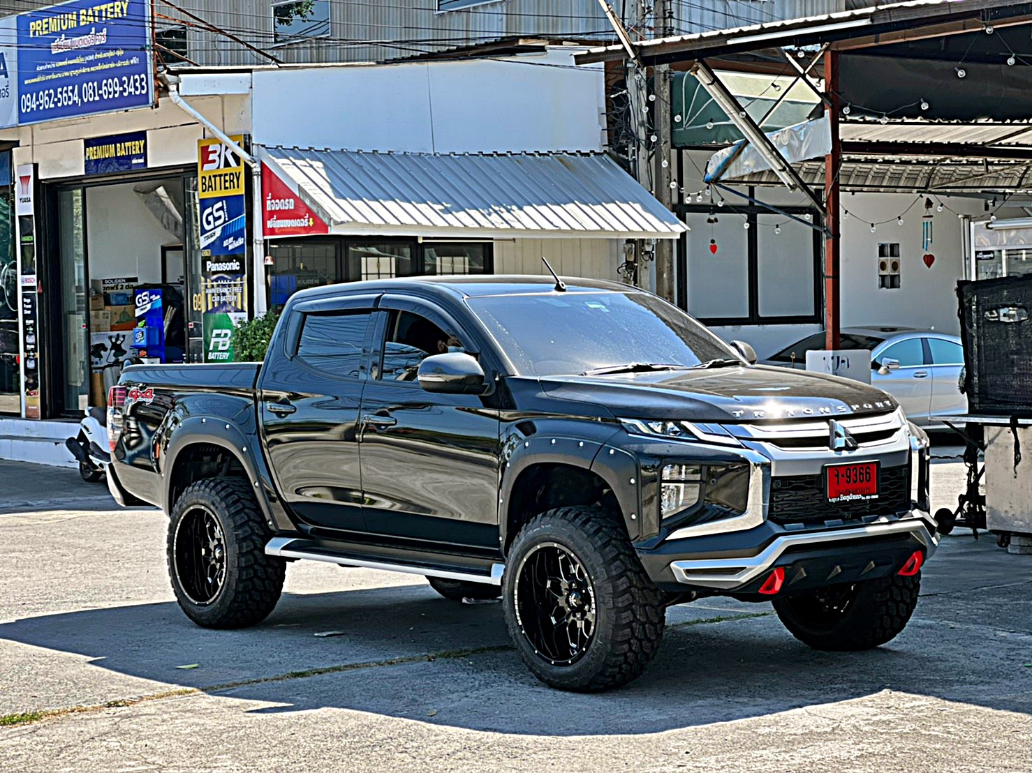 TRITON ทรงเมกา ล้อ FORCE ที่ STEP9