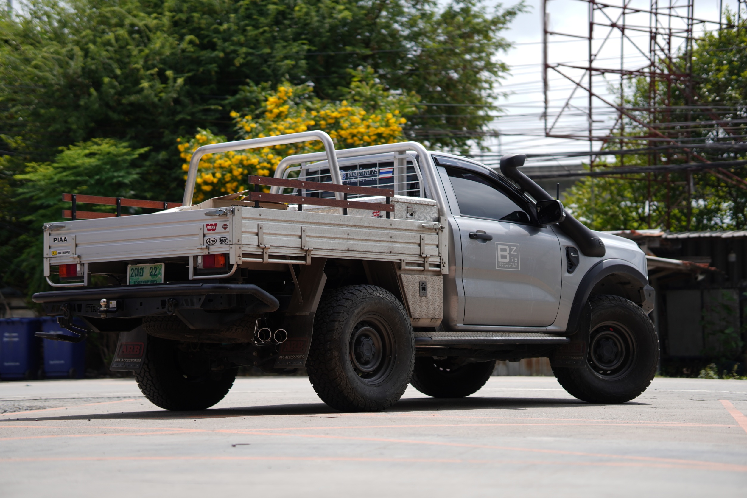 ท่อHKSตรงรุ่นใส่รถFORD SWB พร้อมติดตั้งที่STEP9